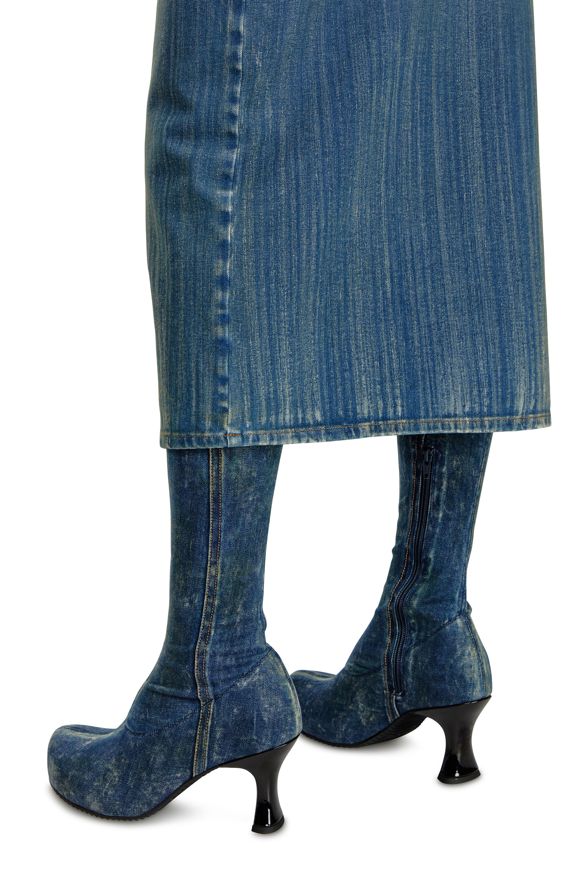 Diesel - DE-MAURY-S, Female's Pencil skirt in light streaky denim in Medium Blue - 5