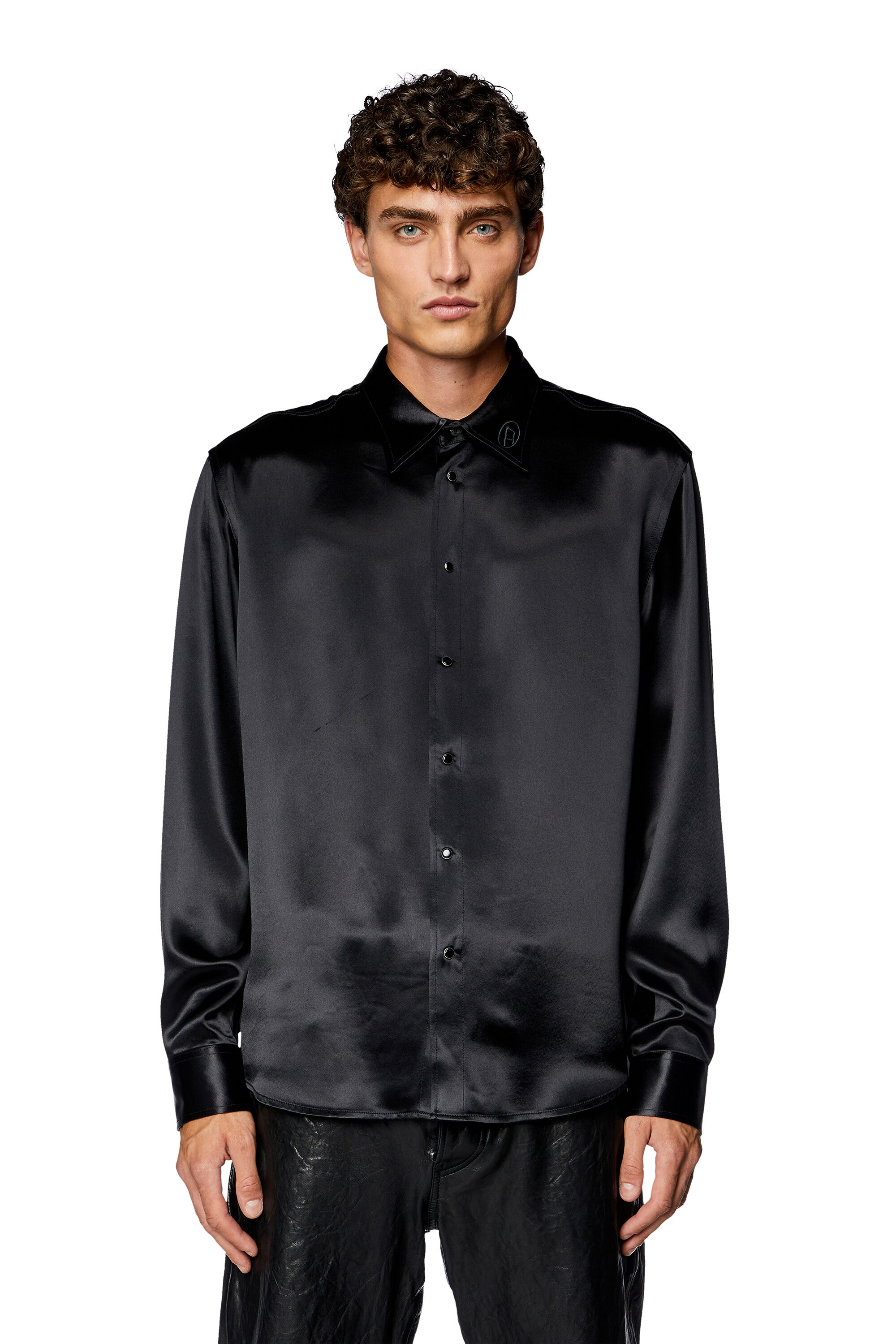 Chemise satin noir homme online