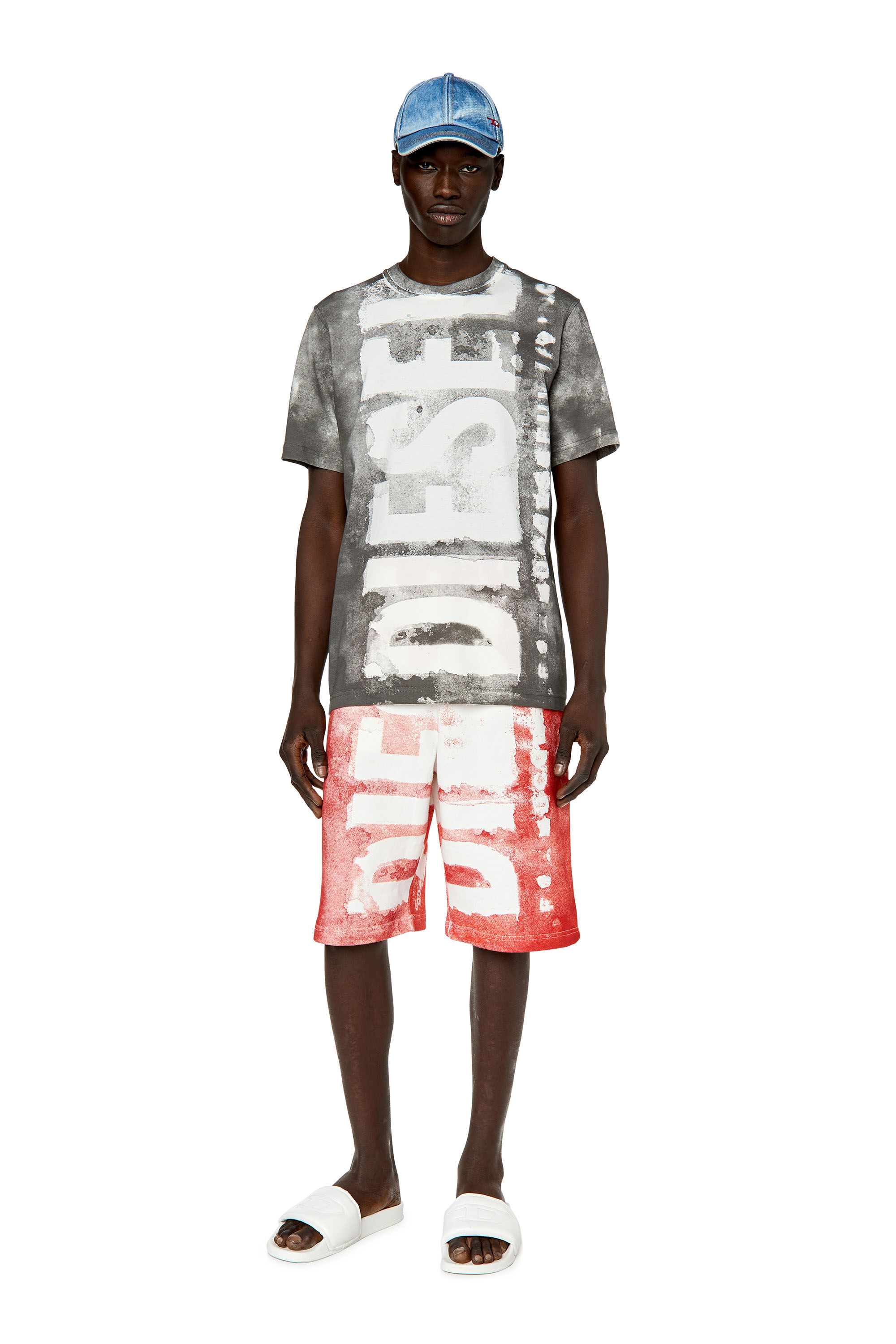 Diesel - T-JUST-G12, Male's T-shirt with bleeding logo in Grey - 1