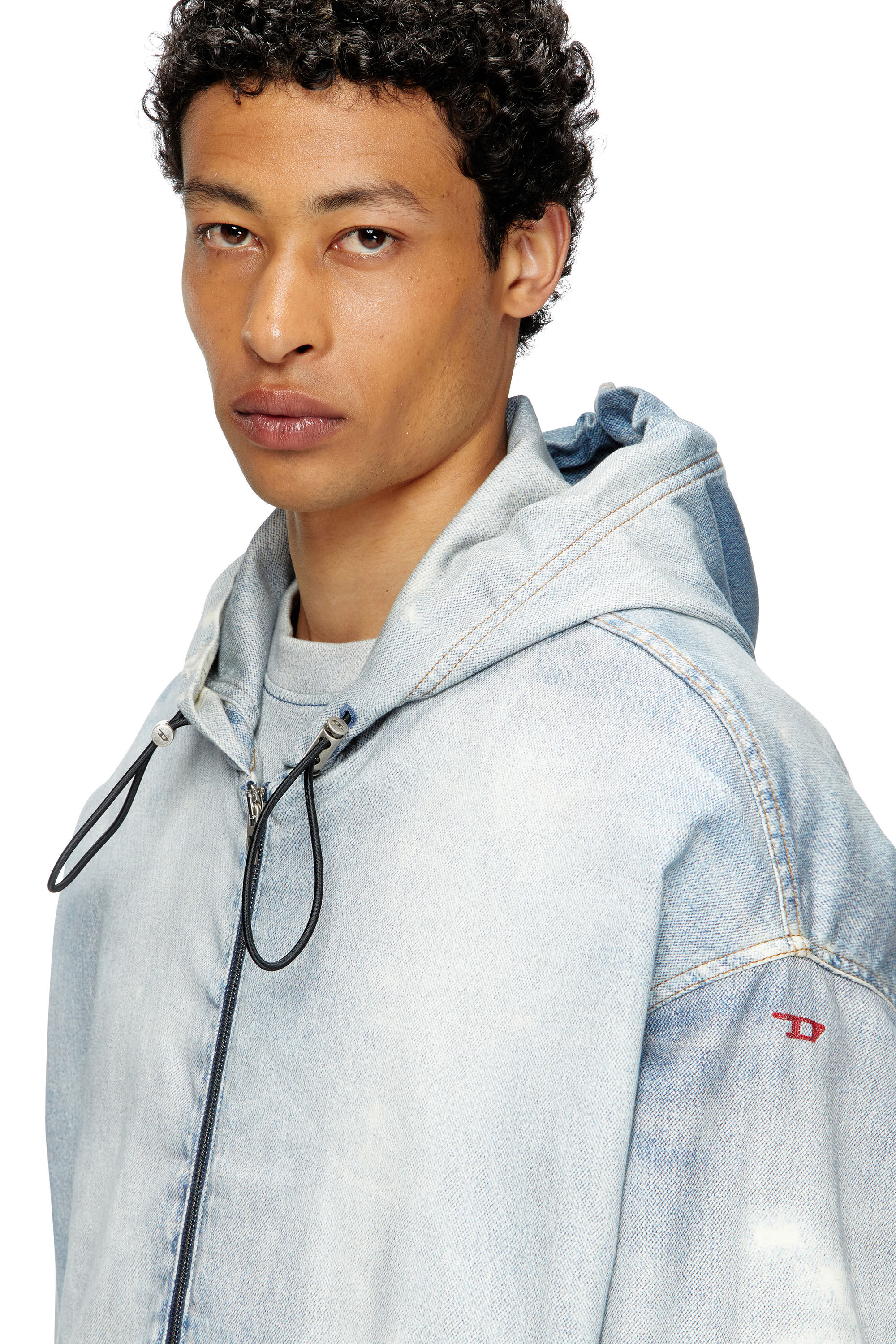 Diesel - D-WYNNY JOGG, Veste à capuche en tissu JoggJeans imprimé effet blanchi Homme in Bleu - 3