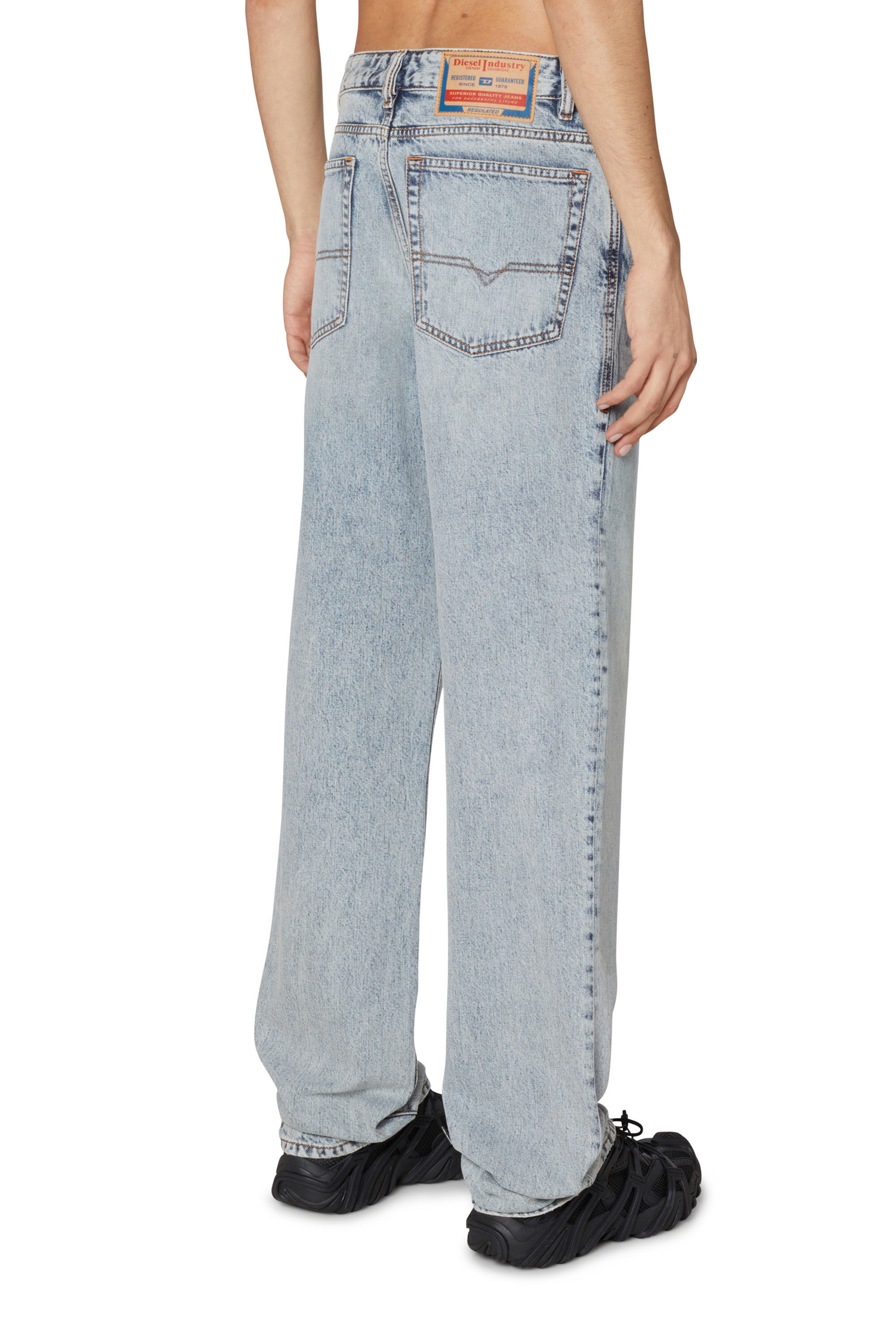 Men s Regular Jeans Light Blue Diesel 1955 D Rekiv