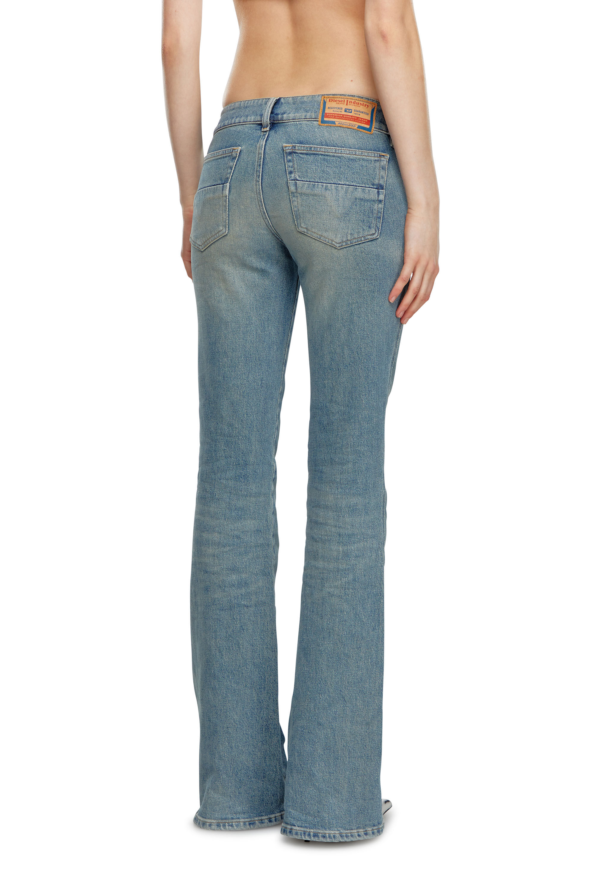 Diesel - Femme Bootcut and Flare Jeans D-Hush 09J55, Bleu Clair - Image 5