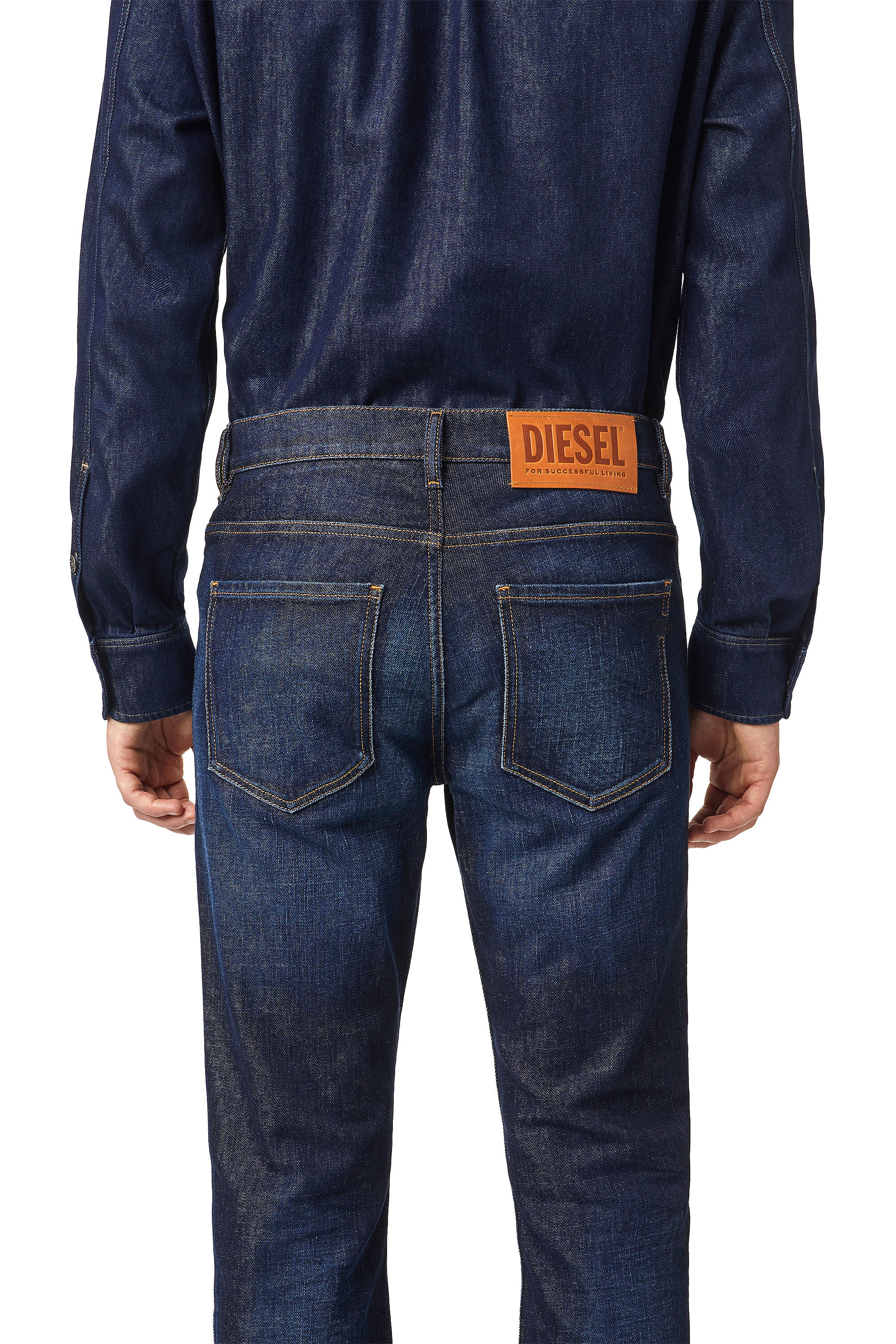 Diesel - D-Vocs 09A12 Bootcut Jeans, Bleu Foncé - Image 6