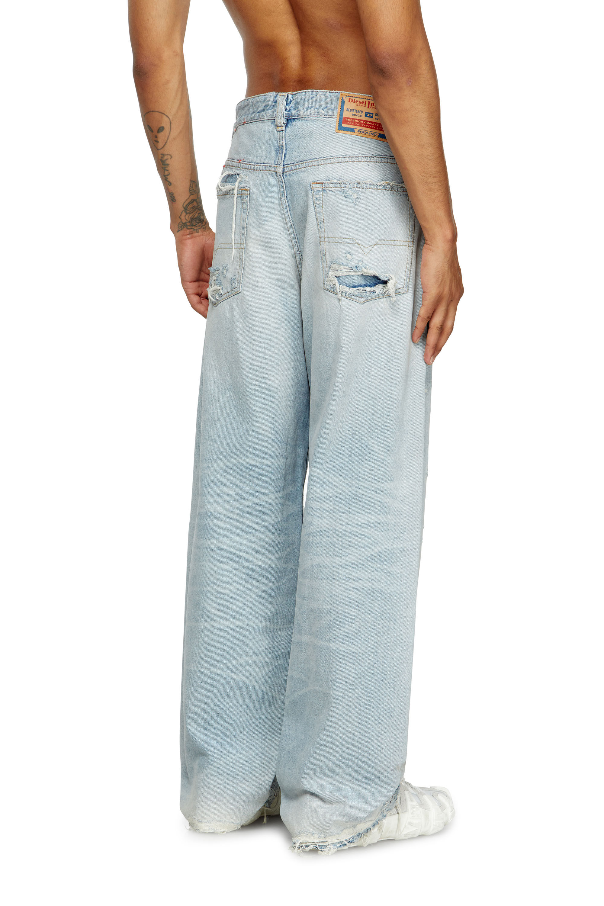 Diesel - Male's Relaxed Jeans 2001 D-Macro 09M53, Light Blue - 4