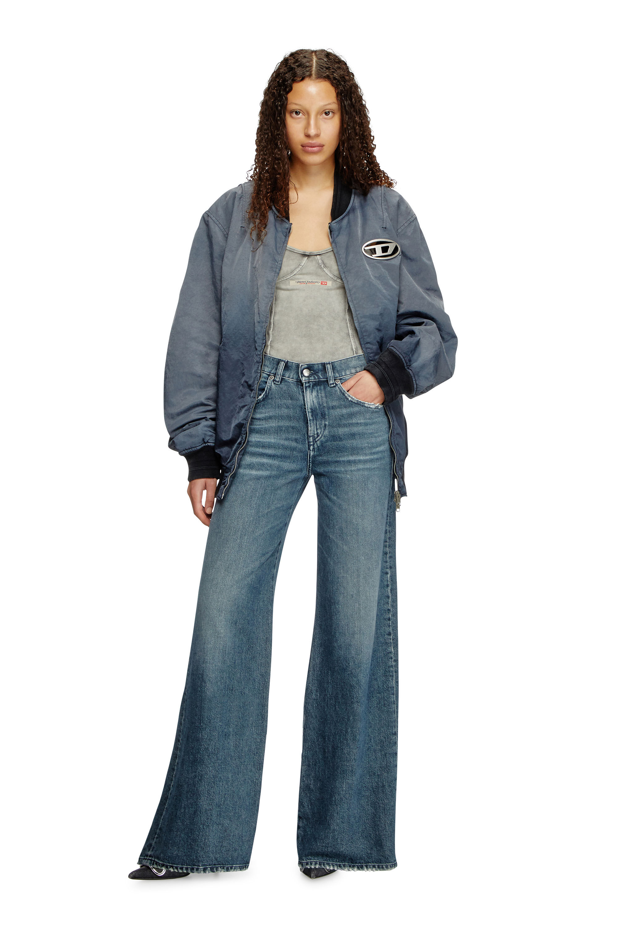 Diesel - Female's Flare Jeans 1978 D-Akemi 007Y7, Medium Blue - 1