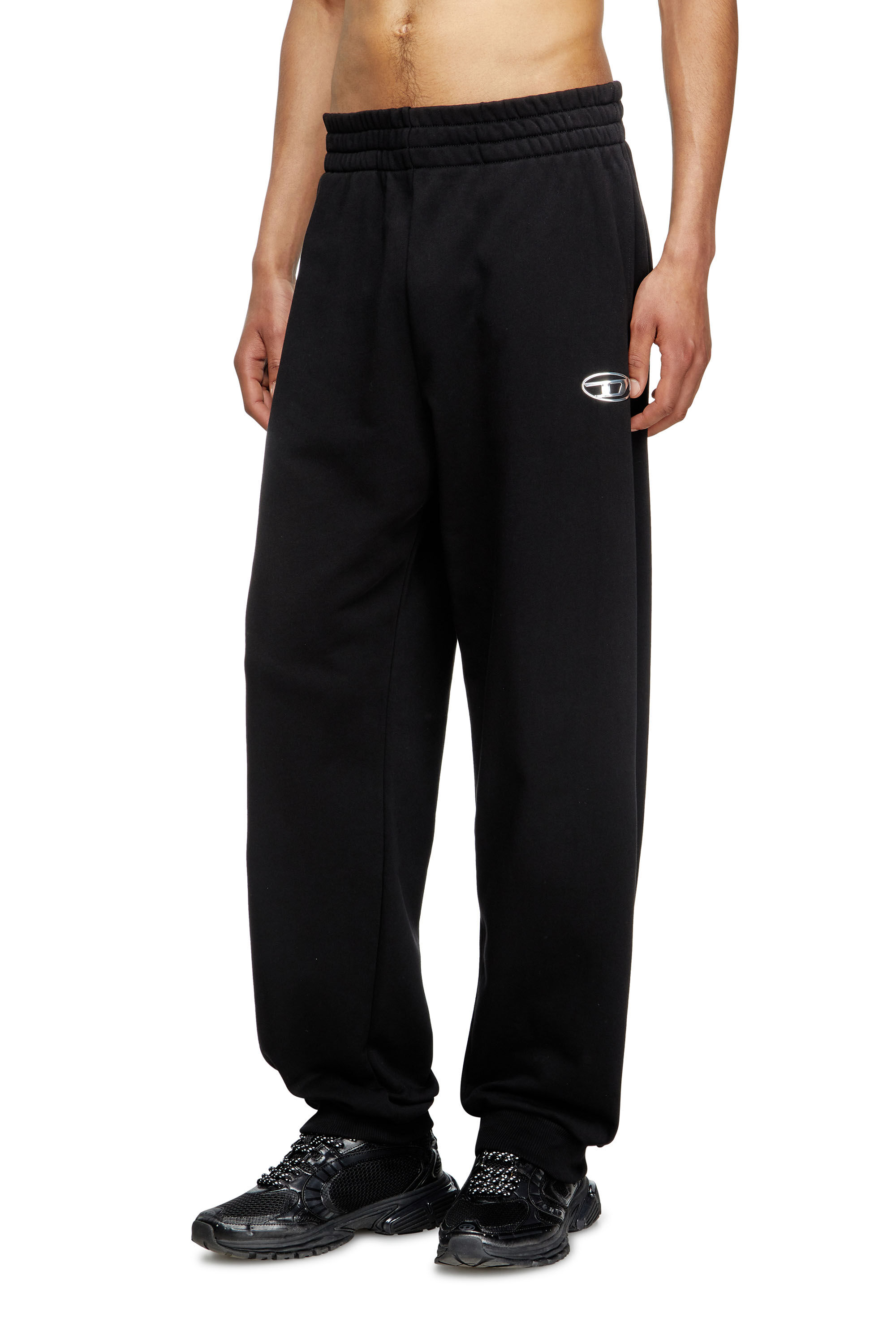 Diesel - P-MARKY-OD, Pantalon de survêtement avec logo Oval D effet métal Homme in Noir - 3