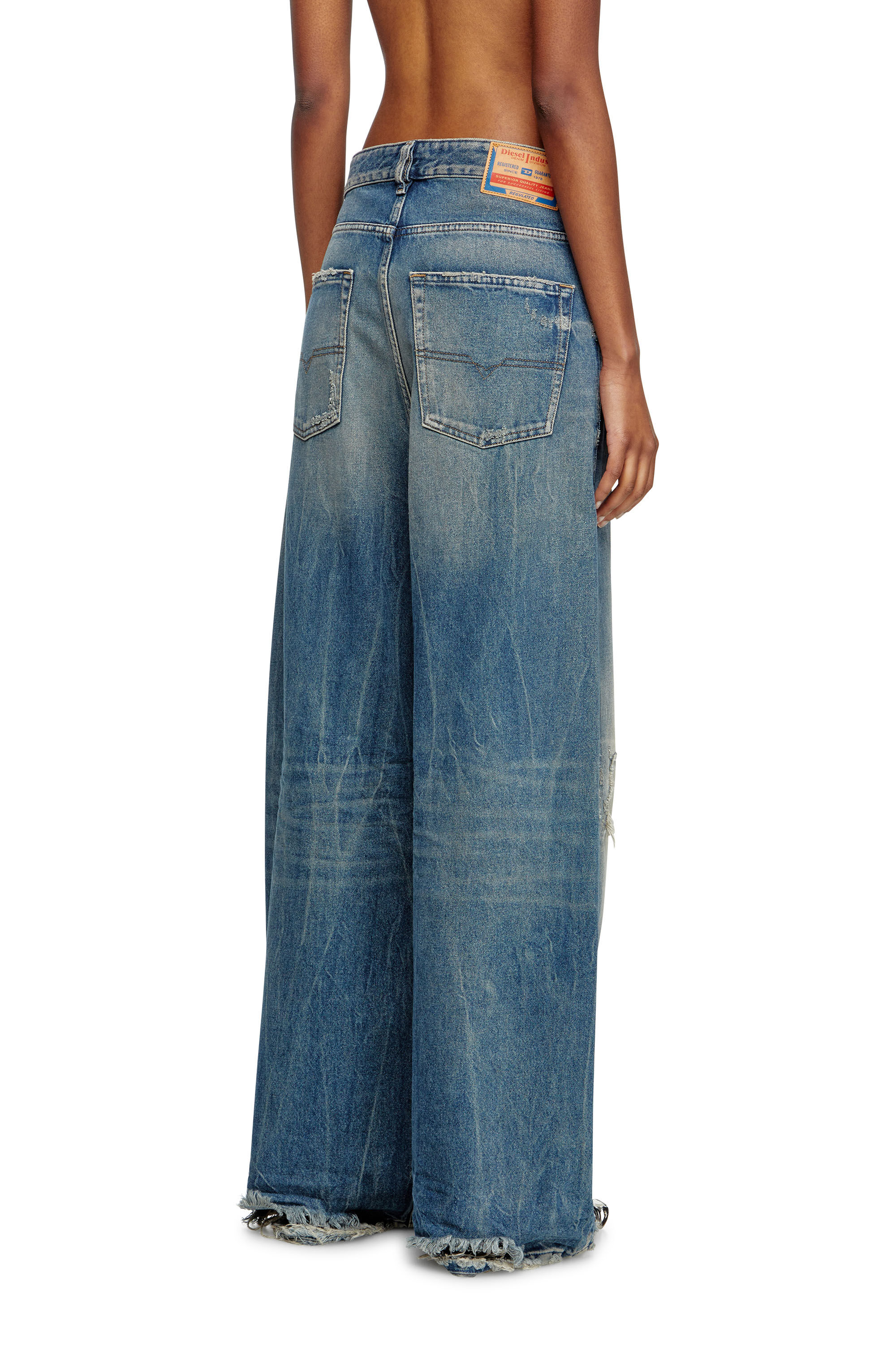 Diesel - Female's Relaxed Jeans 1996 D-Sire 09M28, Medium Blue - 4