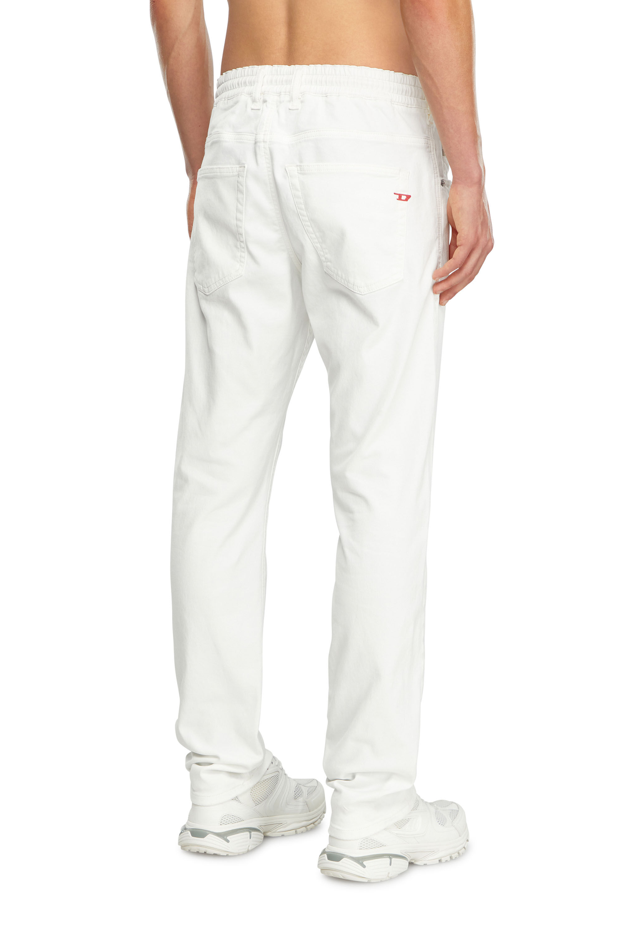 Diesel - Homme Tapered 2030 D-Krooley Joggjeans® 068HX, Blanc - Image 4