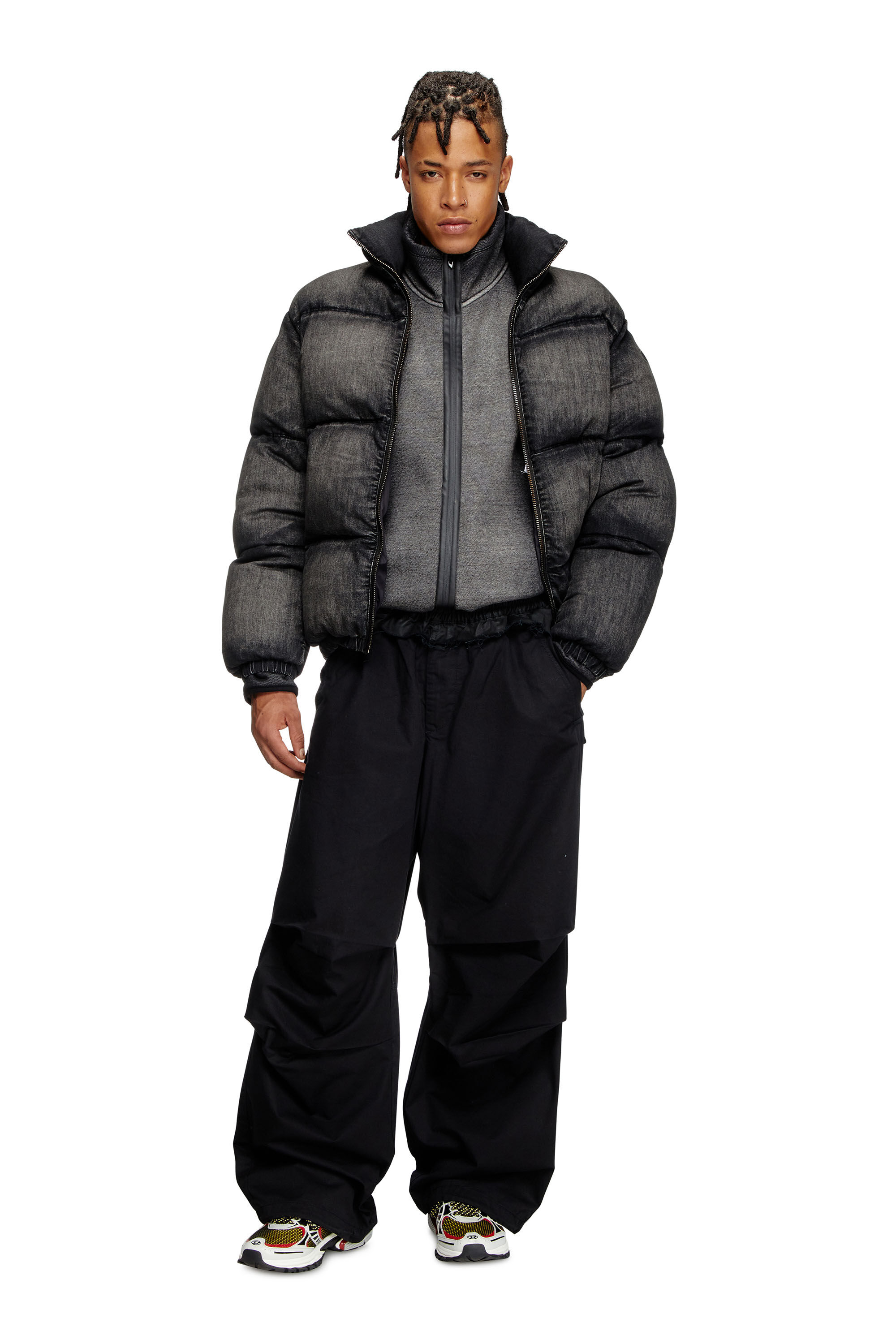 Diesel - P-GUSTAF, Male's Cargo pants in Black - 1