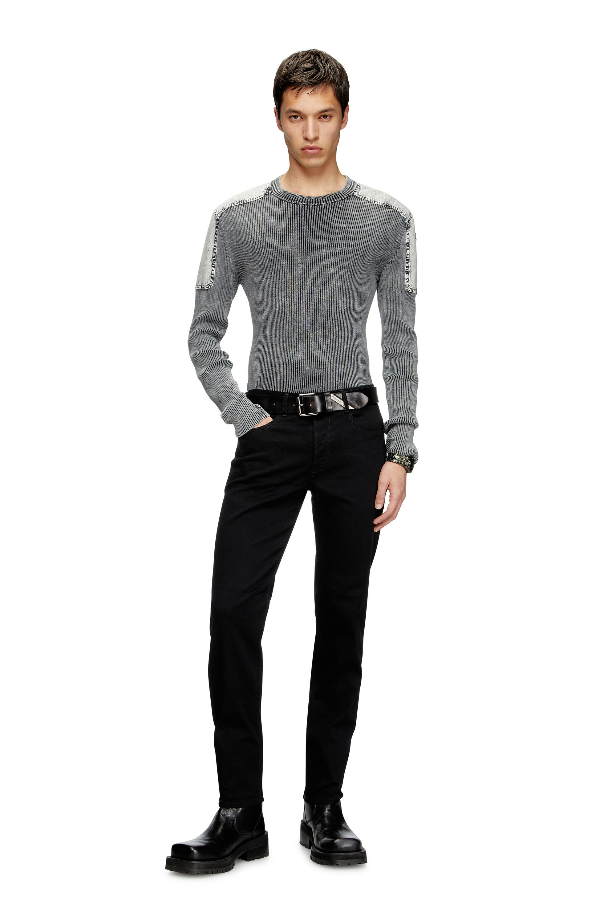 Diesel - Regular Jeans 2023 D-Finitive 069YP Homme, Noir/Gris foncé - Image 1