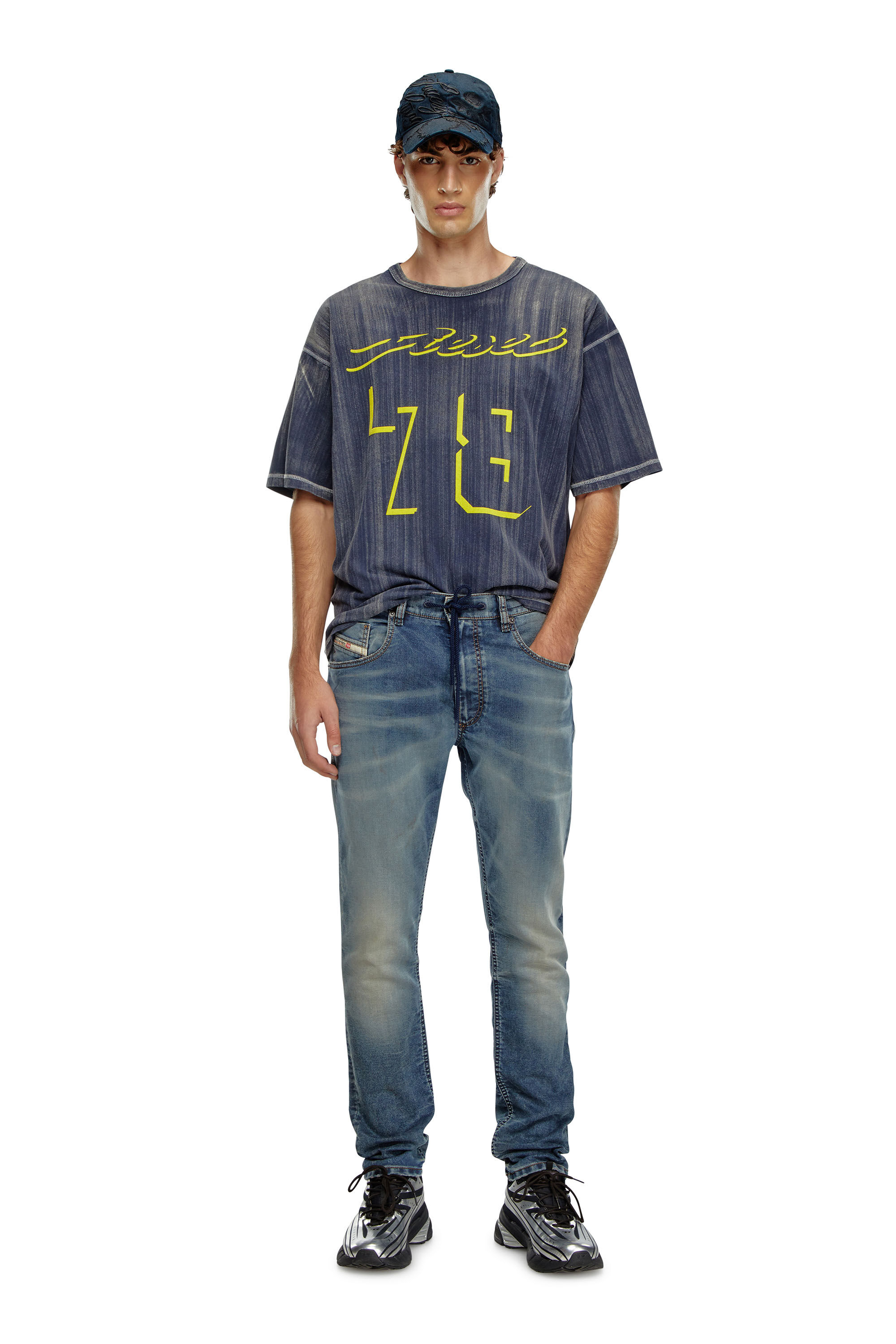 Diesel - Tapered 2030 D-Krooley Joggjeans® 068LZ Homme, Bleu moyen - Image 1