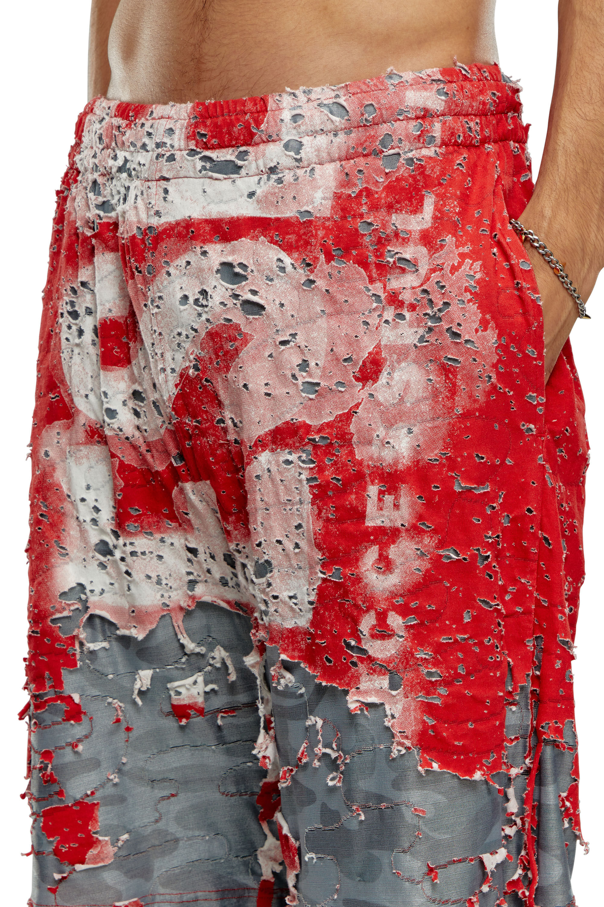 Red destroyed shorts discount