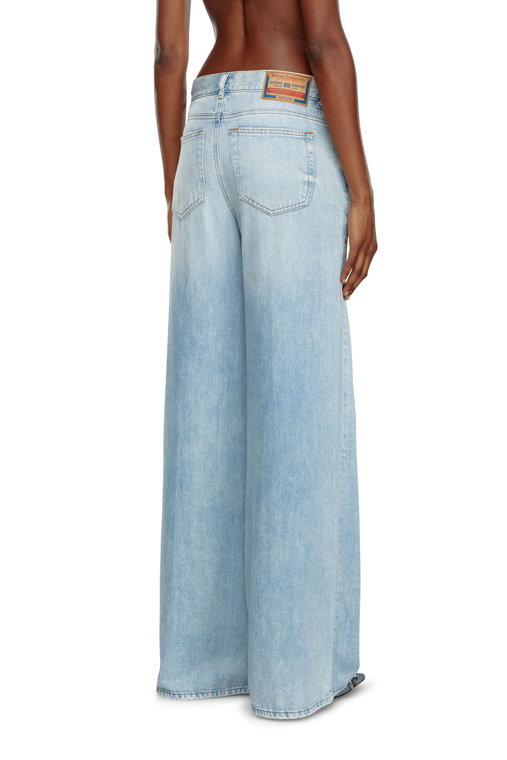 Diesel - Female Bootcut and Flare Jeans 1978 D-Akemi 068MQ, Light Blue - Image 5