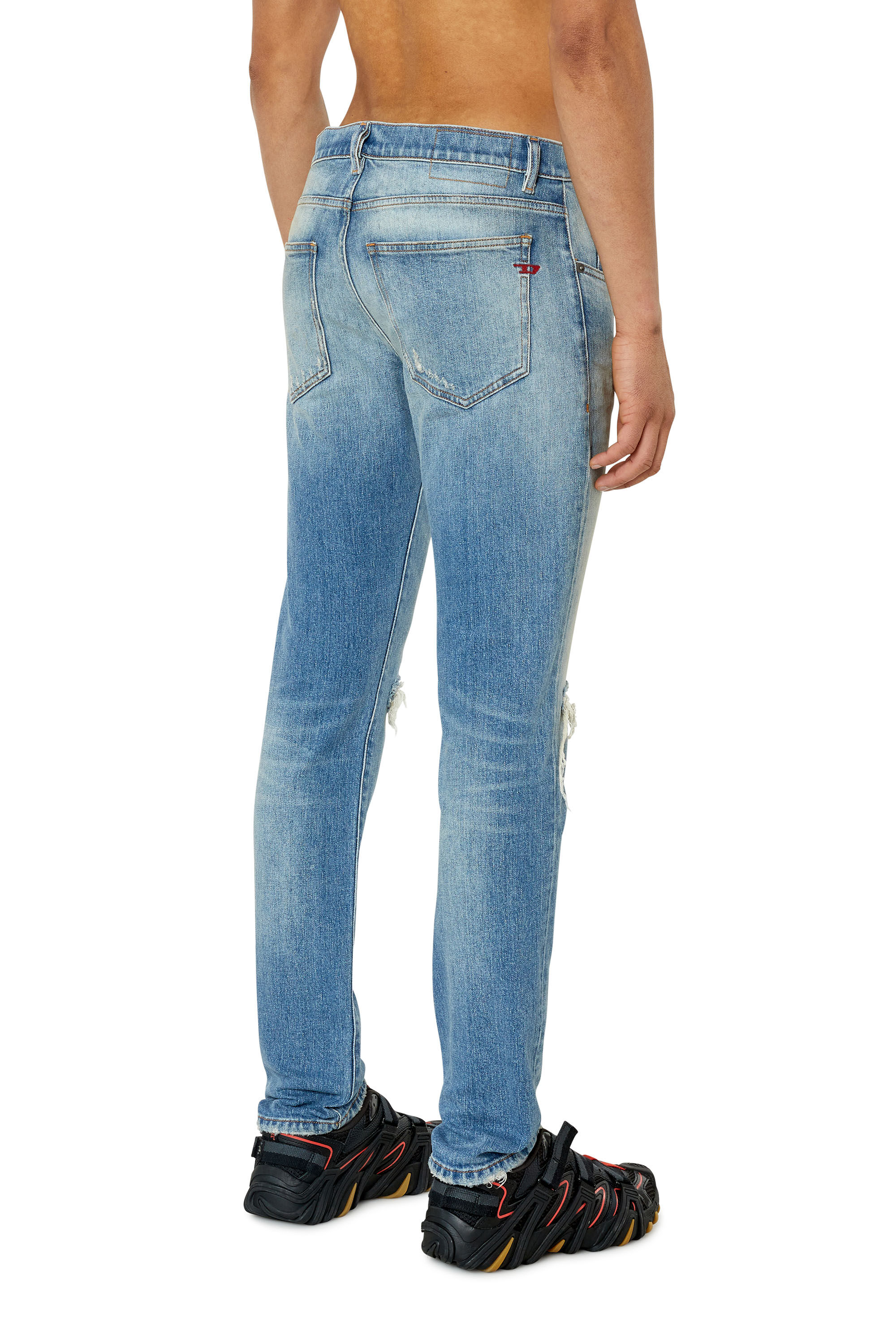 Diesel - 2019 D-Strukt 007P3 Slim Jeans, Bleu Clair - Image 4