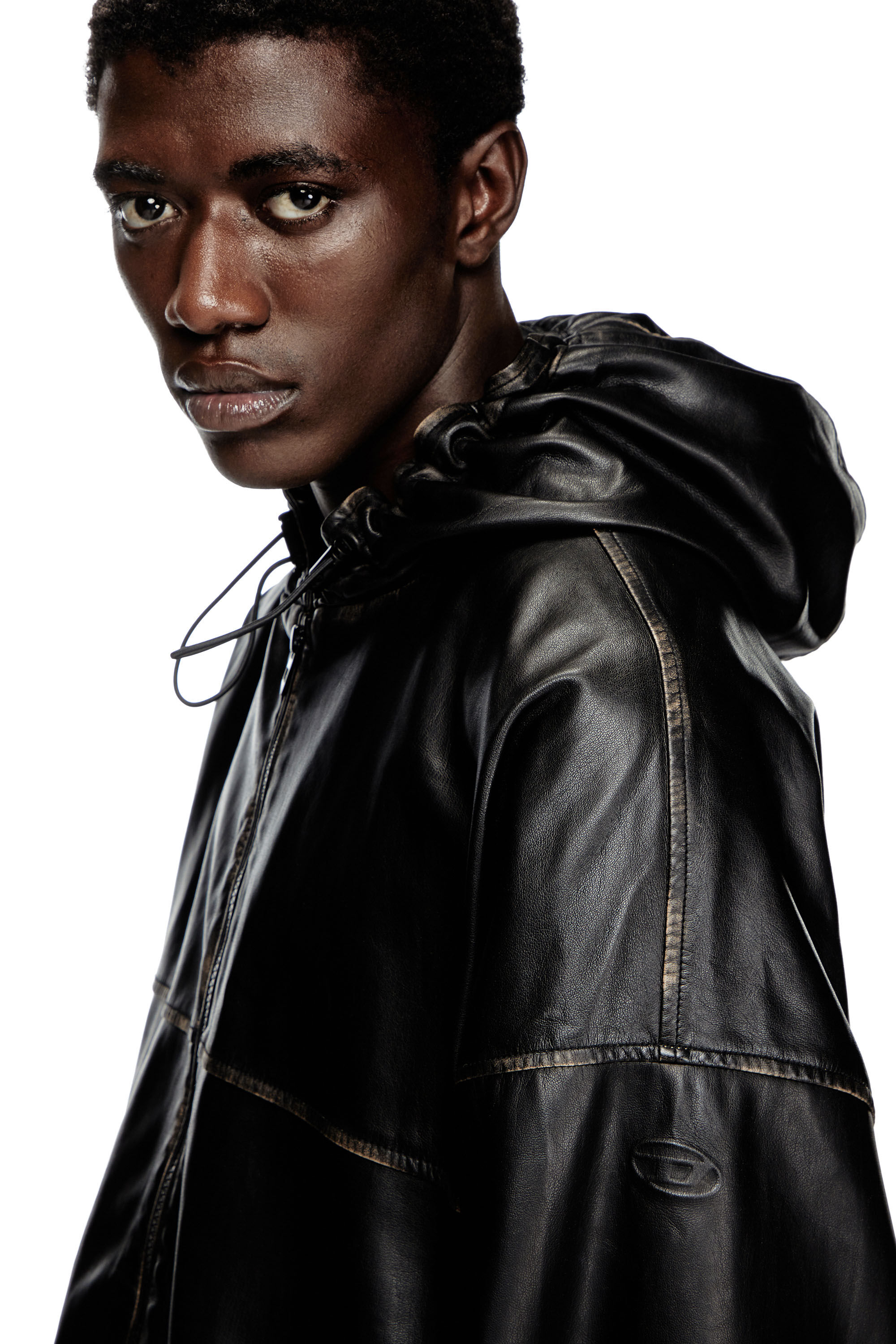 Diesel - J-ANTIL, Veste à capuche effet vieilli Mixte in Noir - 4