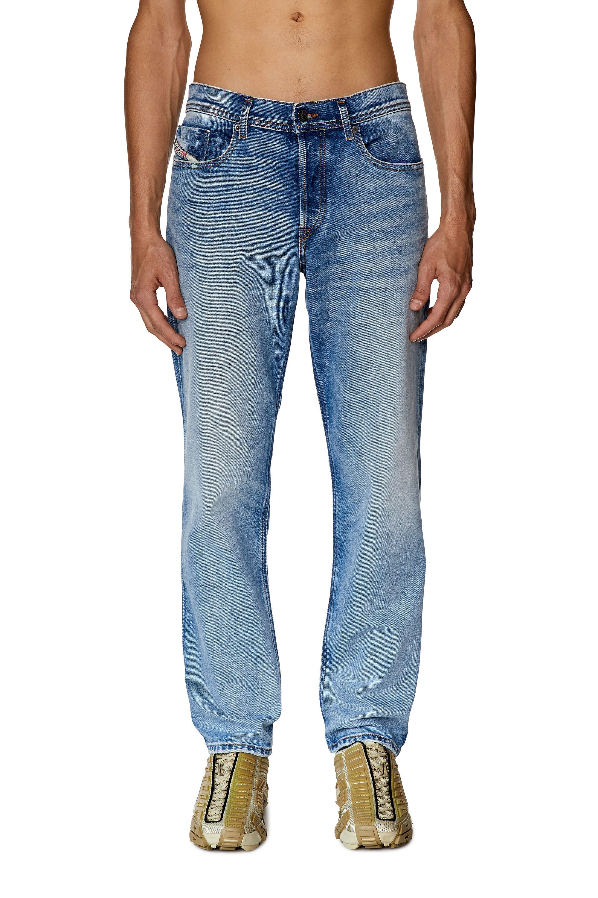 Diesel - Tapered Jeans 2023 D-Finitive 09G24, Bleu Clair - Image 3