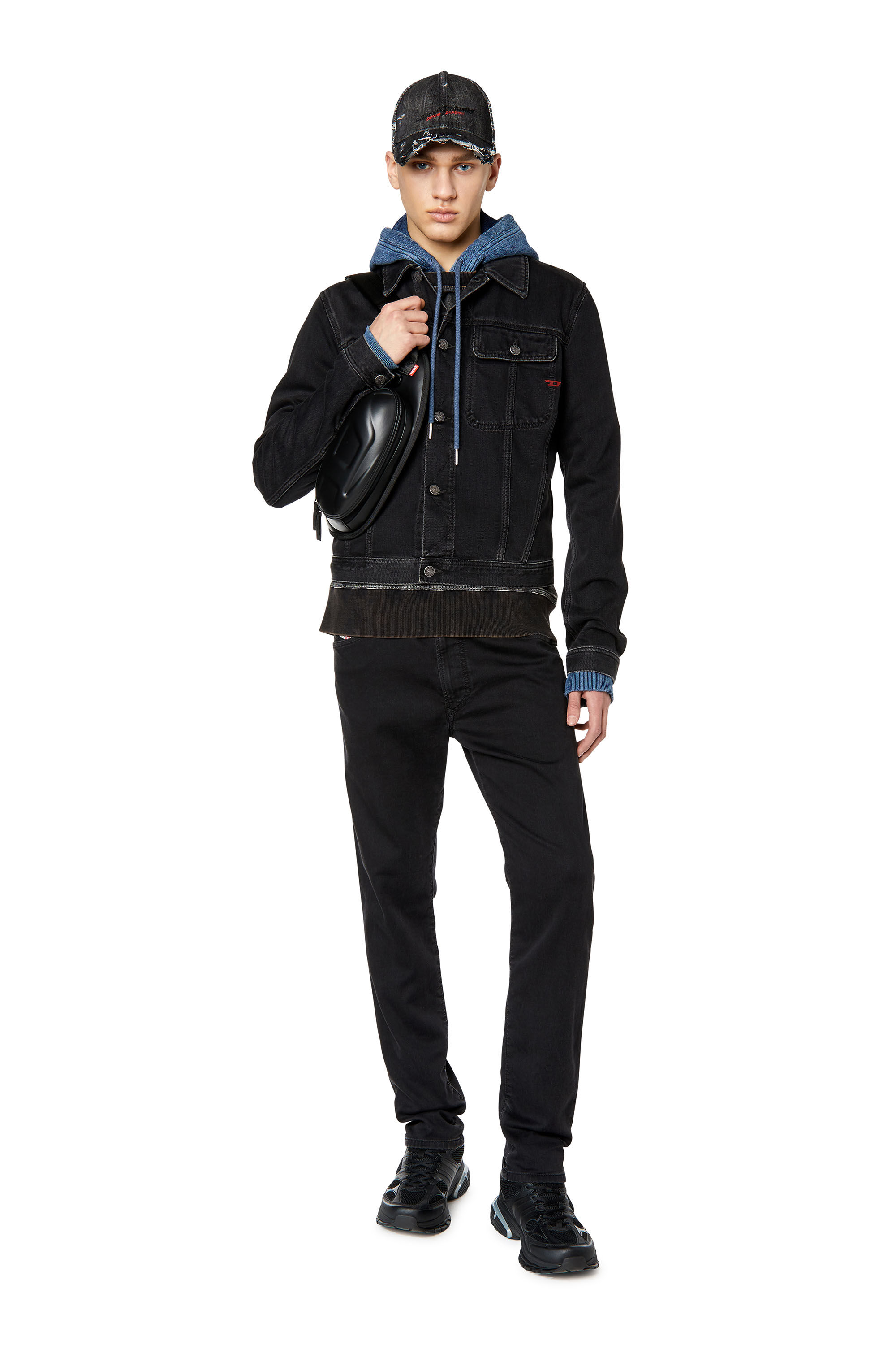 Diesel - Tapered 2030 D-Krooley Joggjeans® 068DX, Male's Regular 2030 D-Krooley Joggjeans® in Black/Dark Grey - 1