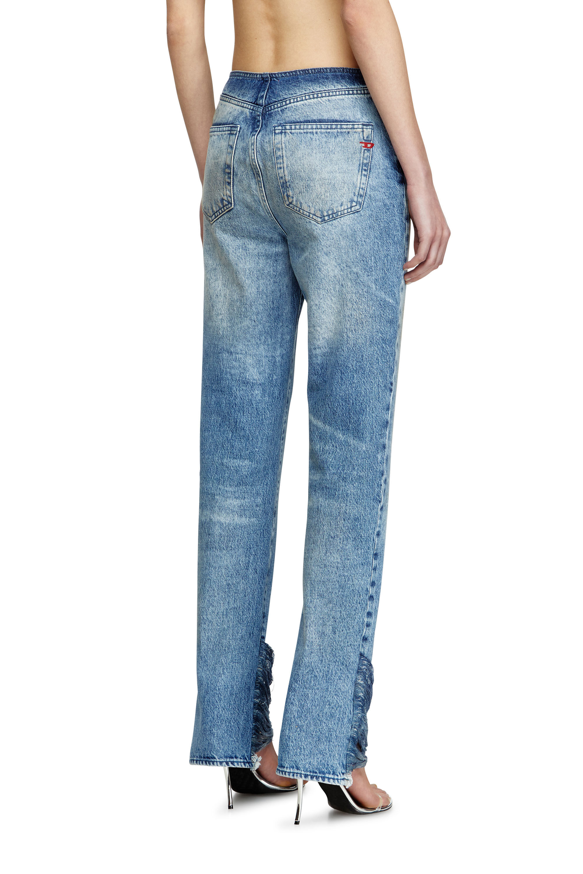 Diesel - Bootcut Jeans D-Ginna 0CMBM Femme, Bleu moyen - Image 5