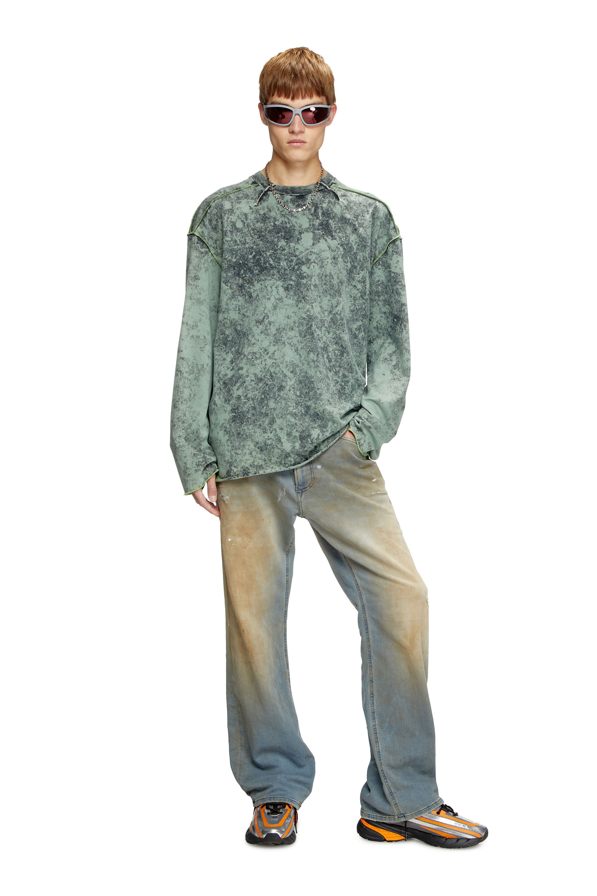 Diesel - T-CRAHOR-LS-R1, Male's Treated long-sleeve T-shirt in Green - 1