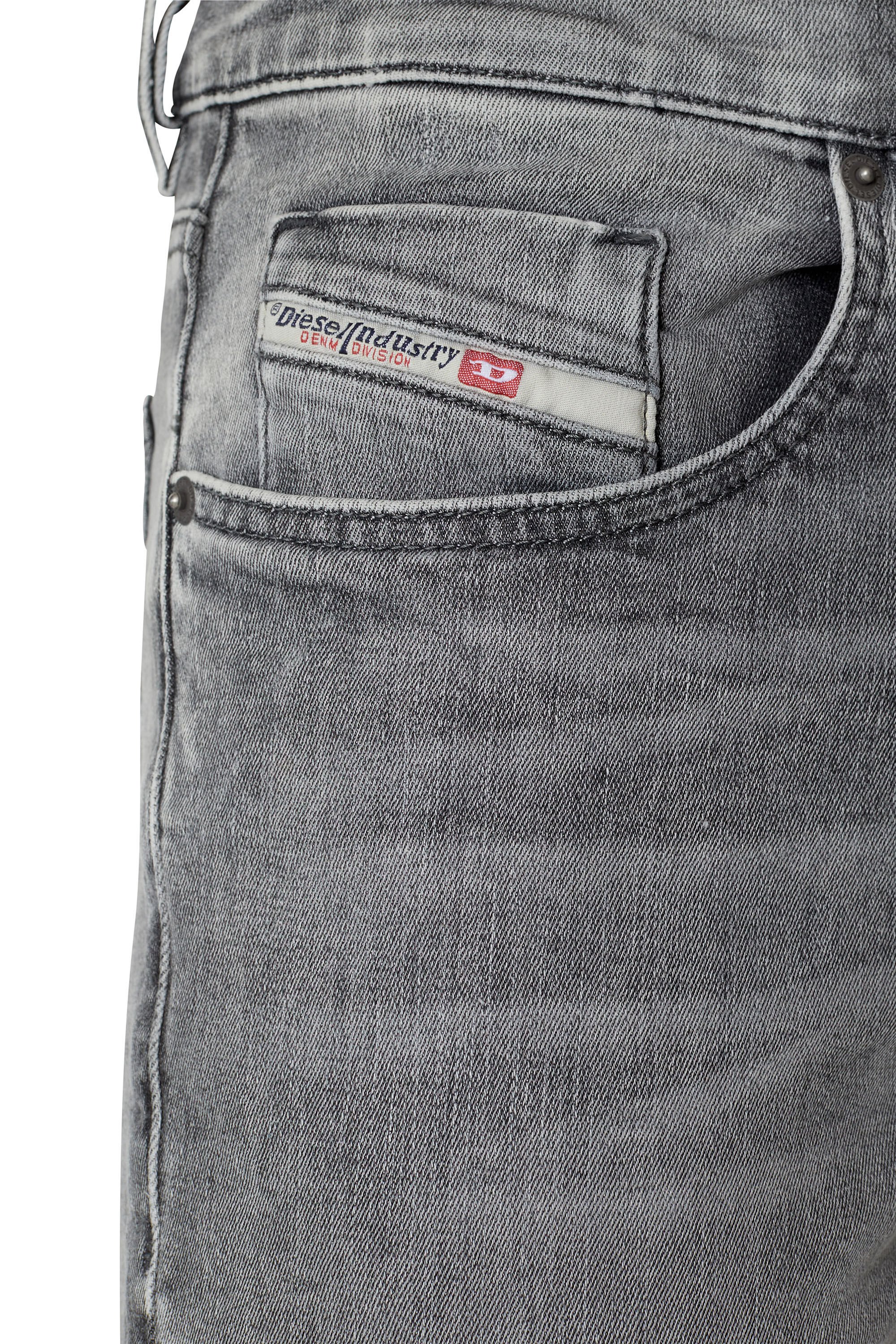 D STRUKT Z T 09D53 Man Slim Black Dark grey Jeans Diesel