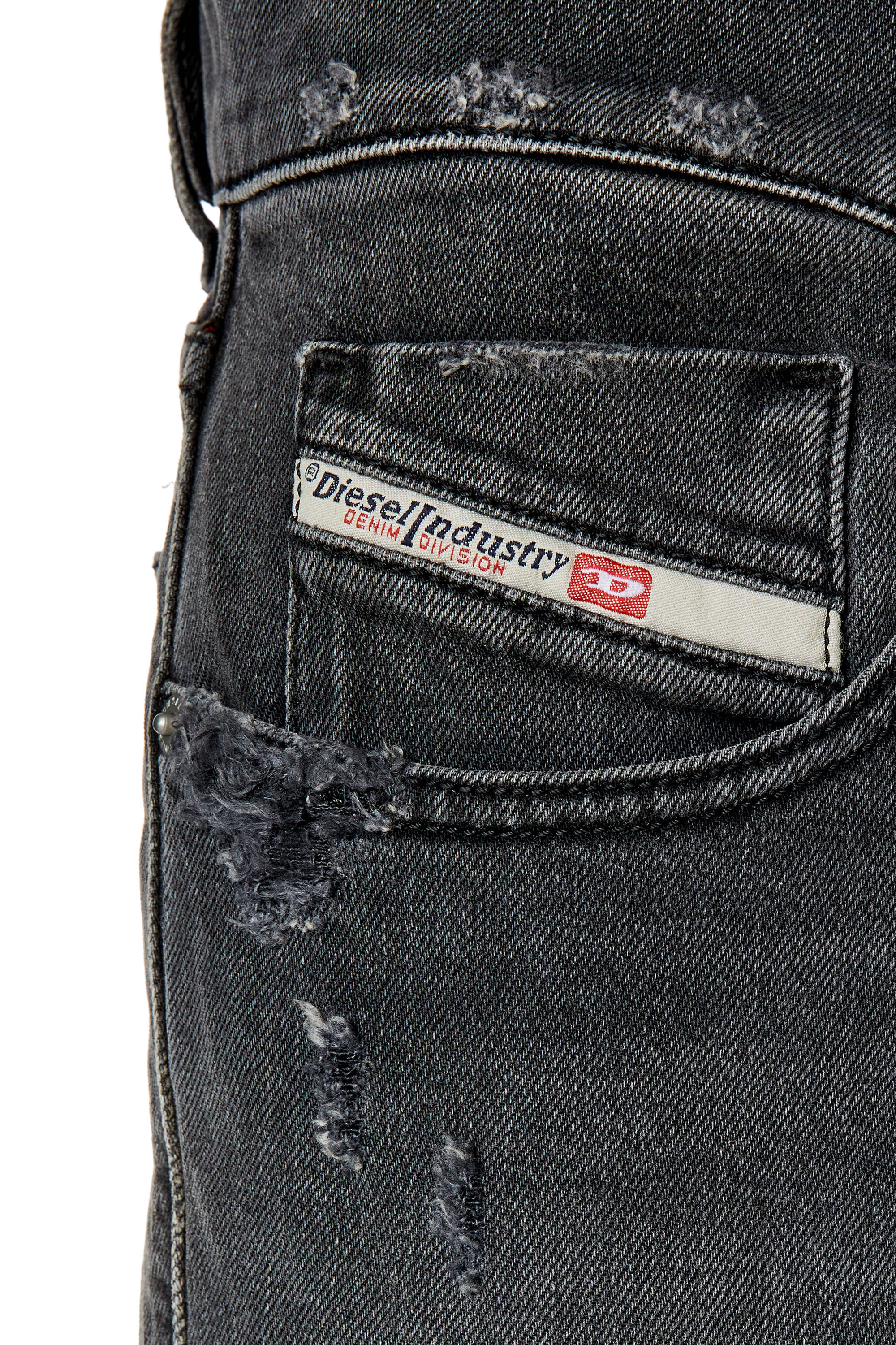 2019 D-STRUKT Man: Slim Black Jeans | Diesel ®