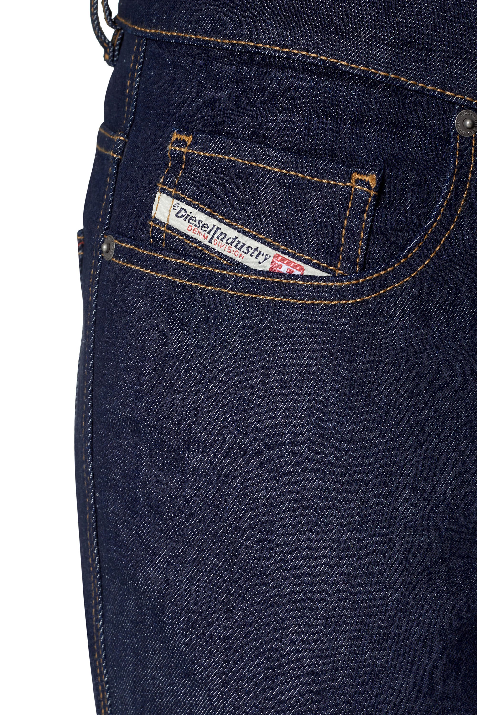 D and g jeans sales