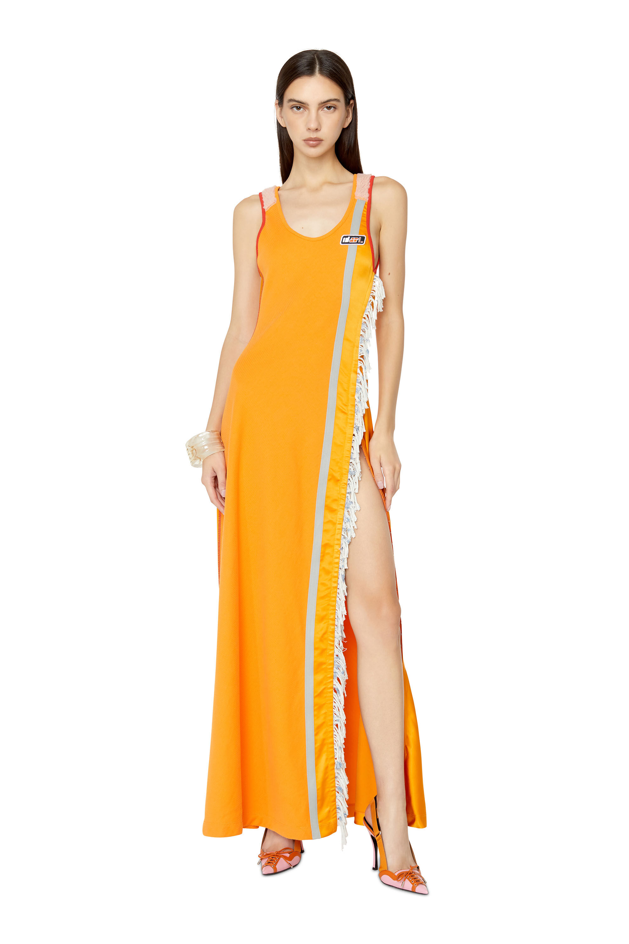 D maxi hotsell