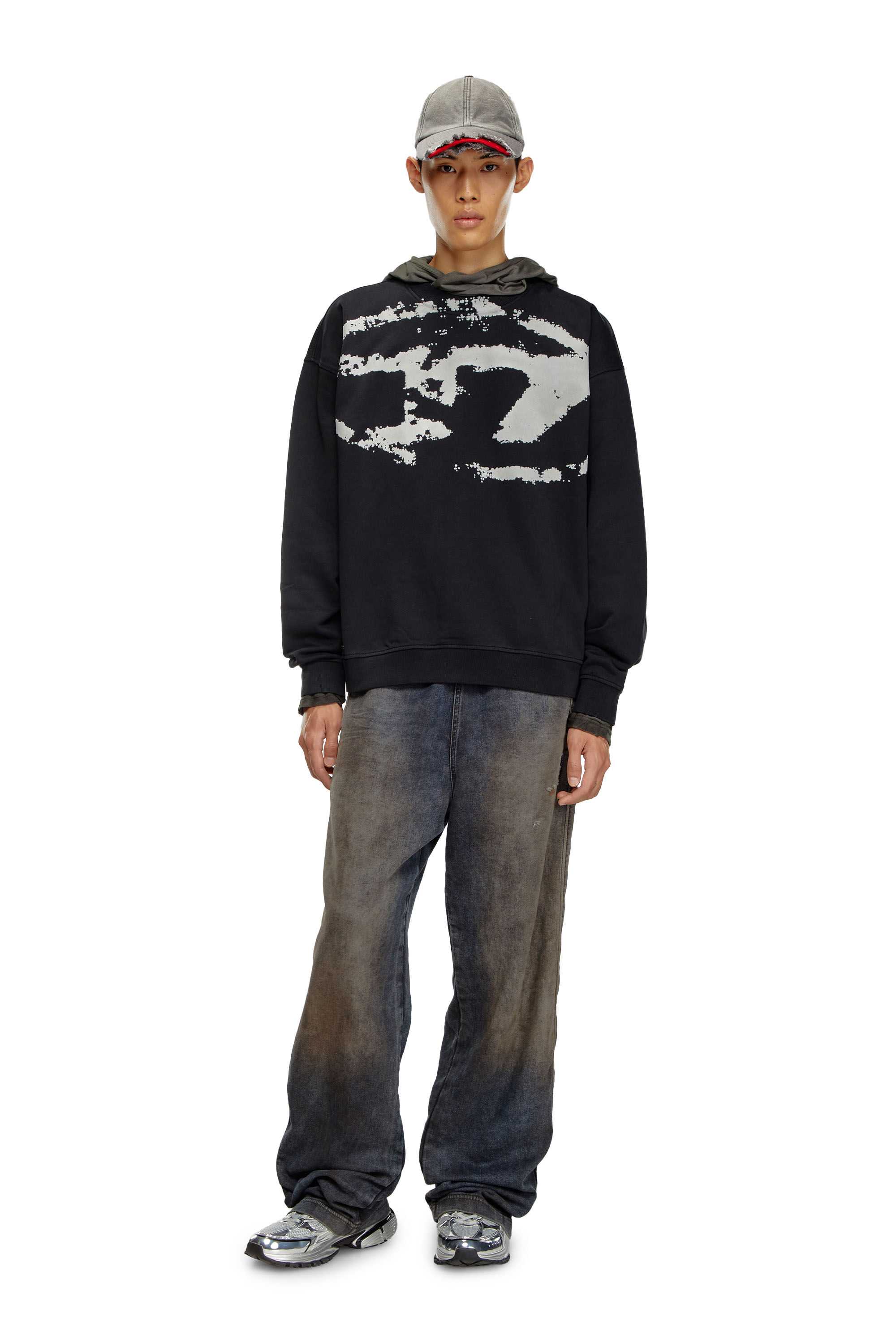 Diesel - S-BOXT-N5, Sweat-shirt avec logo floqué effet vieilli Homme in Noir - 1