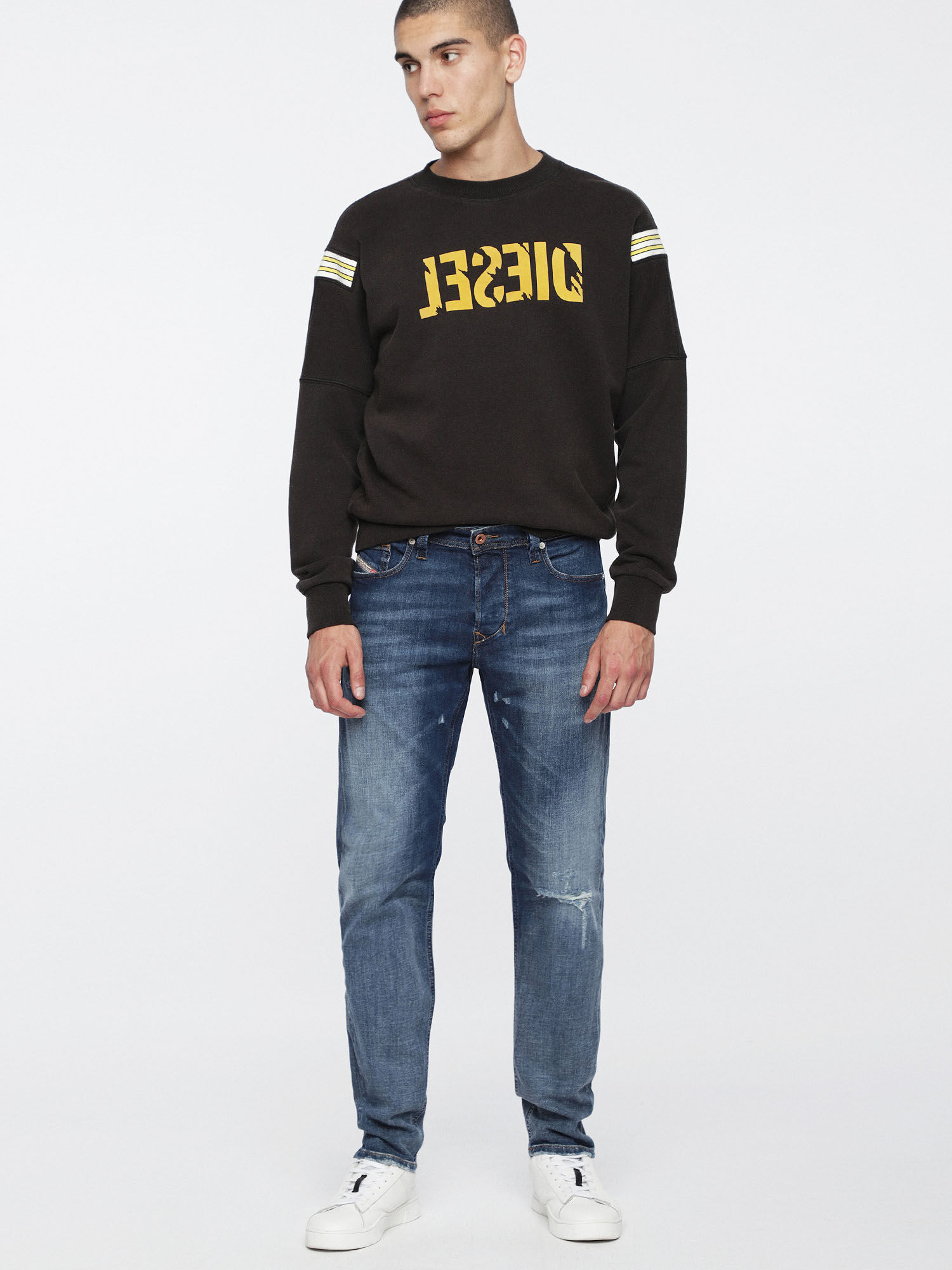 Larkee Beex 084TW