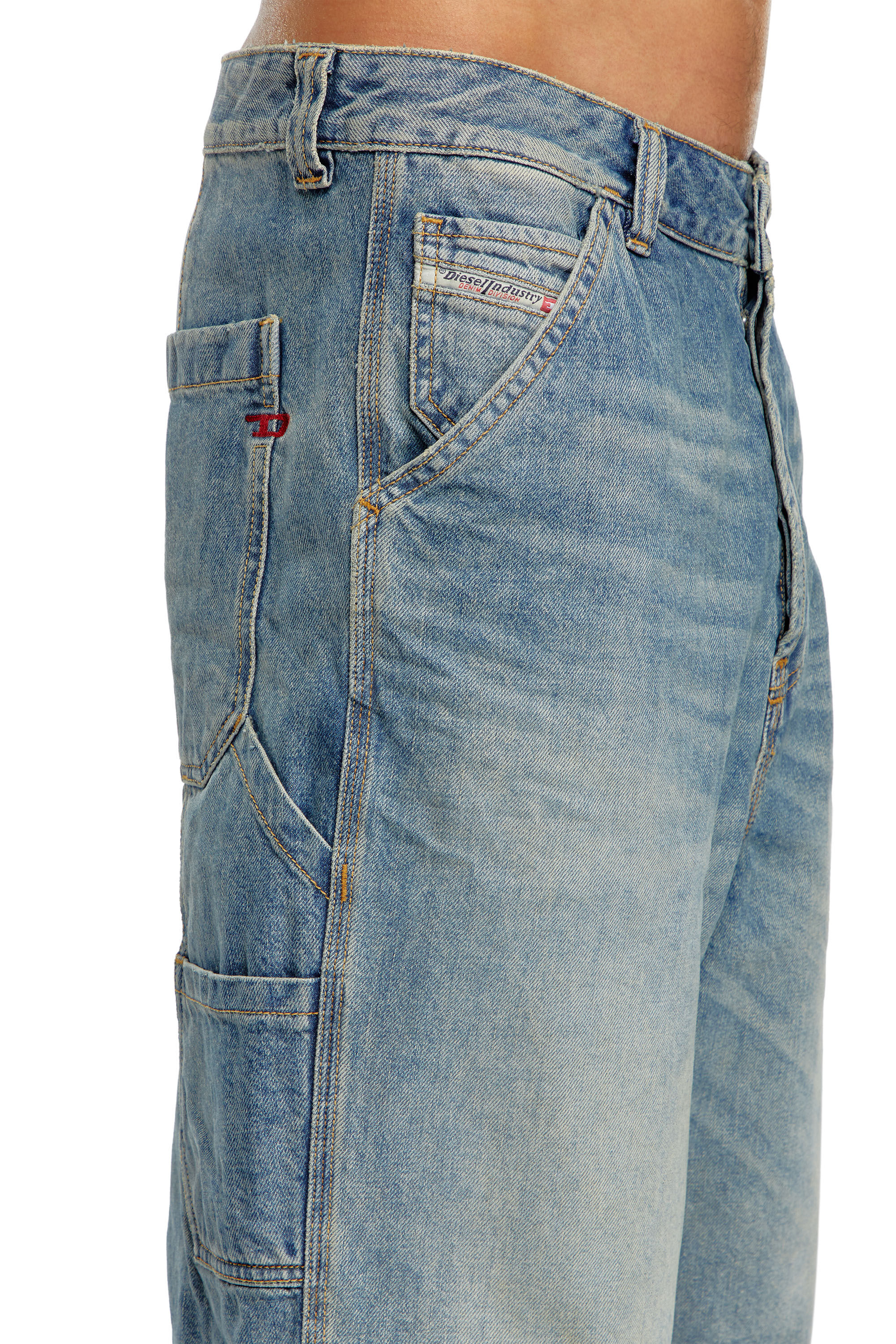 Diesel - D-LIVERY-SHORT, Short utility en denim Homme in Bleu - 4