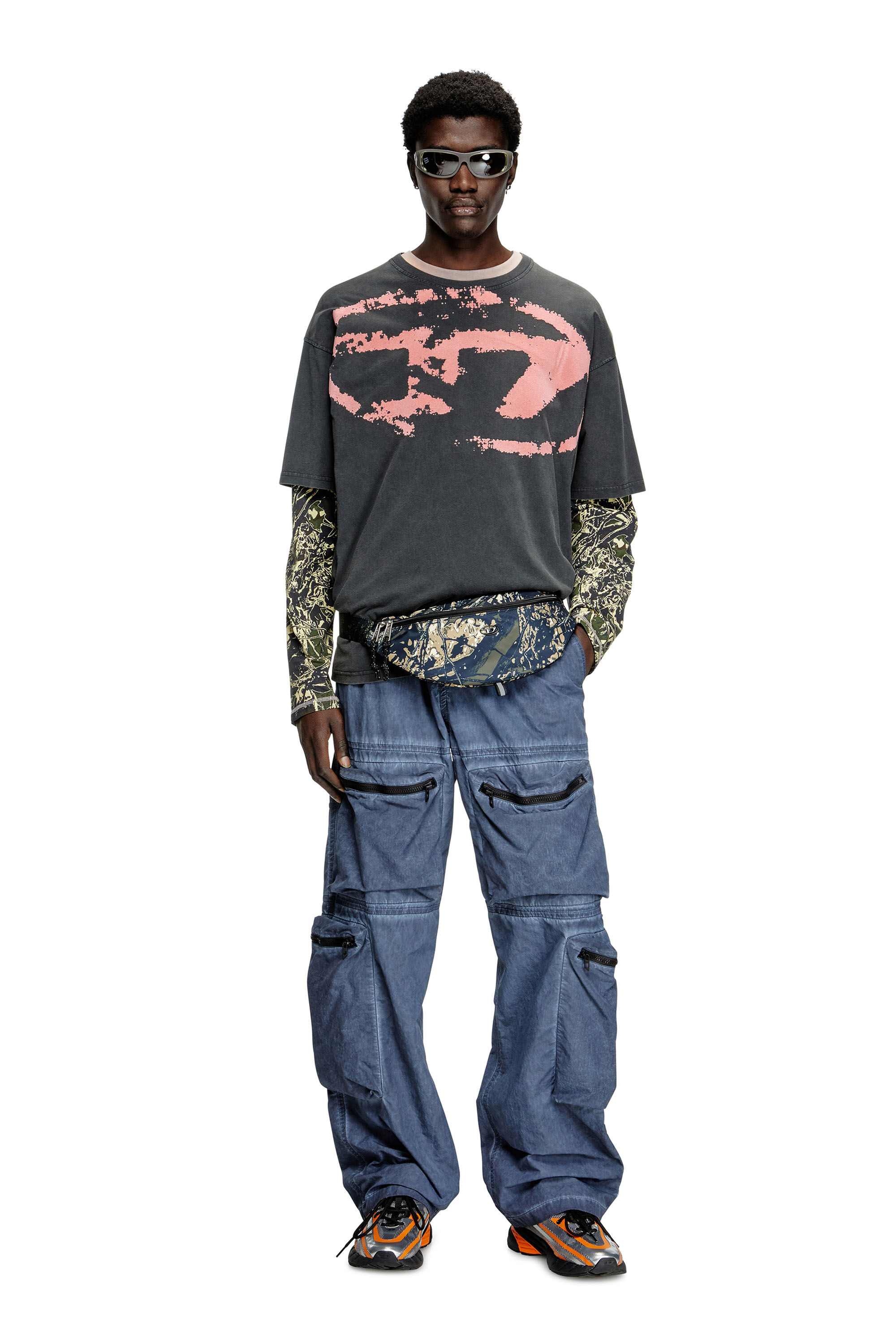 Diesel - D-PACK BELTBAG X, Male's D-Pack-Belt bag in camo-print fabric in Military Green - 6