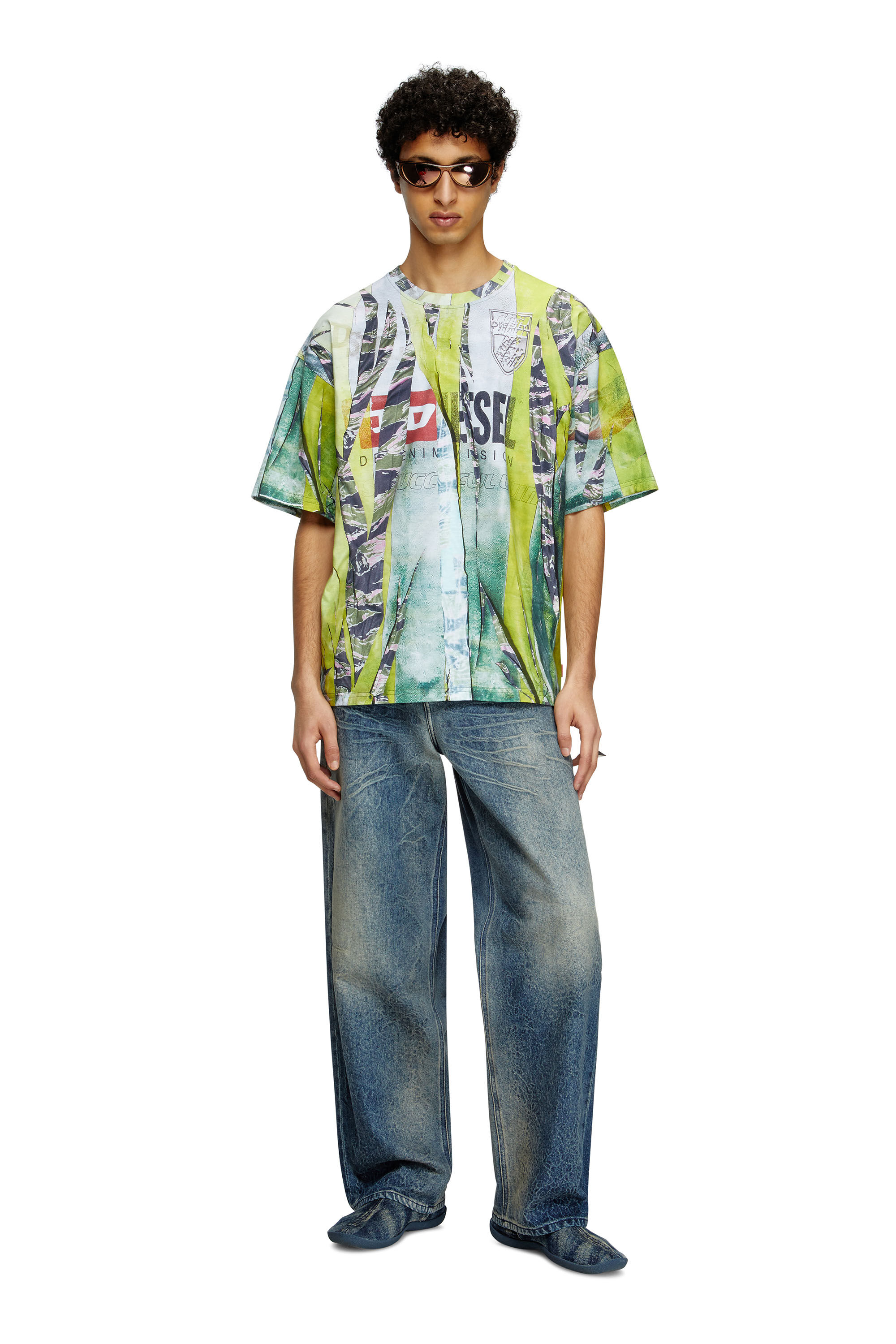 Diesel - T-BOXT-R13, Male's T-shirt with trompe l'oeil cracked print in Green/Yellow - 1