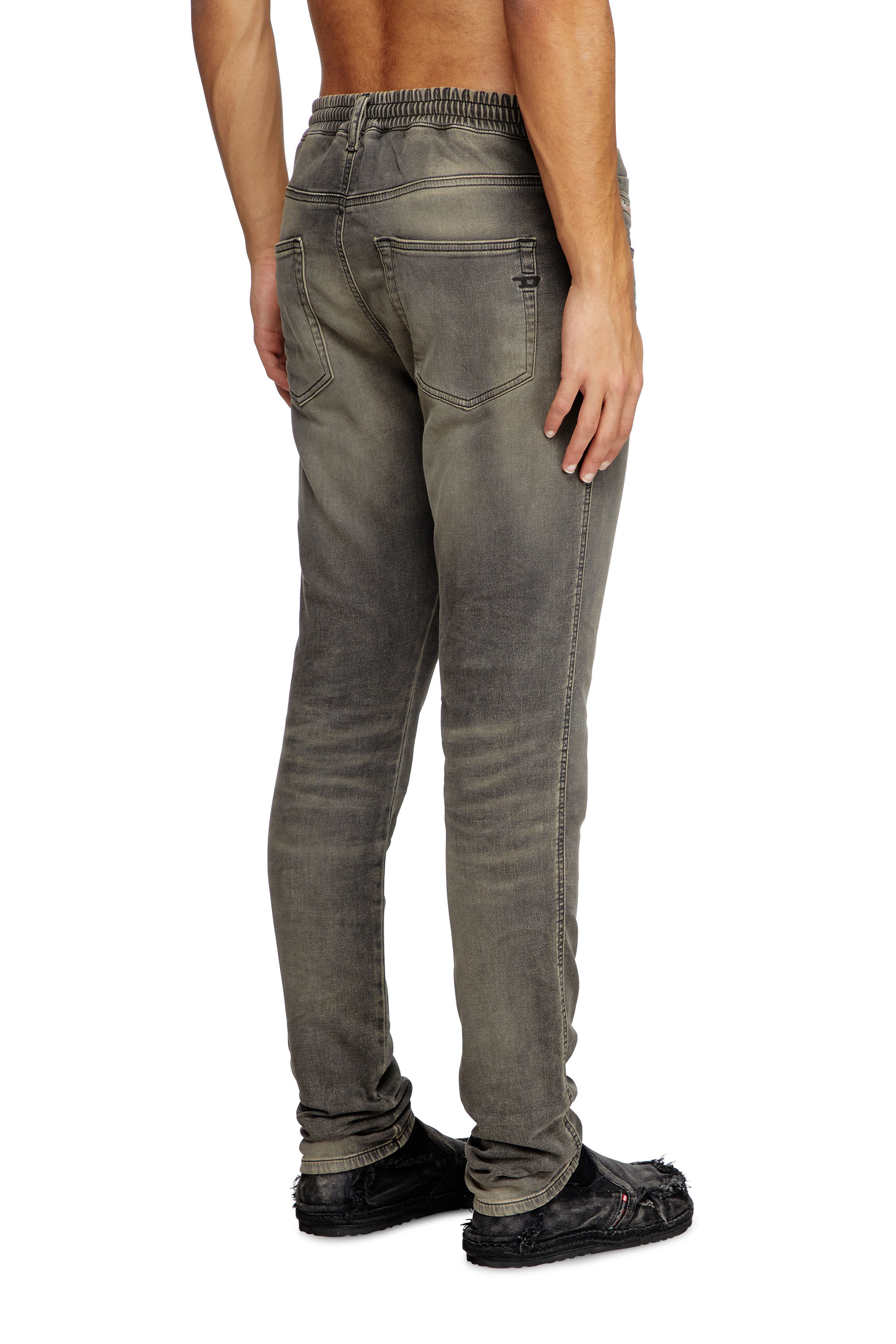 Diesel - Male's Slim 2060 D-Strukt Joggjeans® 068PD, Light Grey - 4