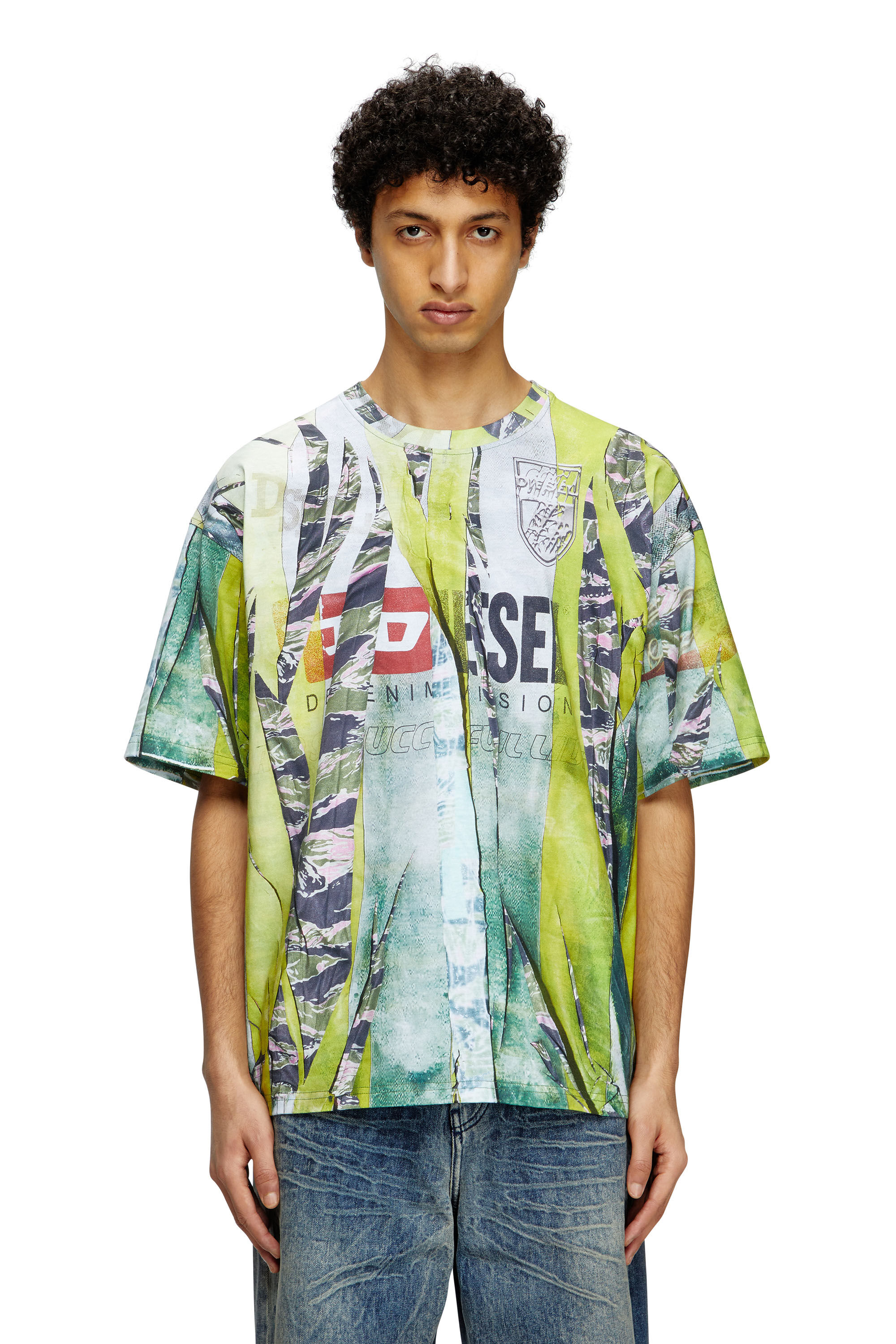 Diesel - T-BOXT-R13, Male's T-shirt with trompe l'oeil cracked print in Green/Yellow - 3