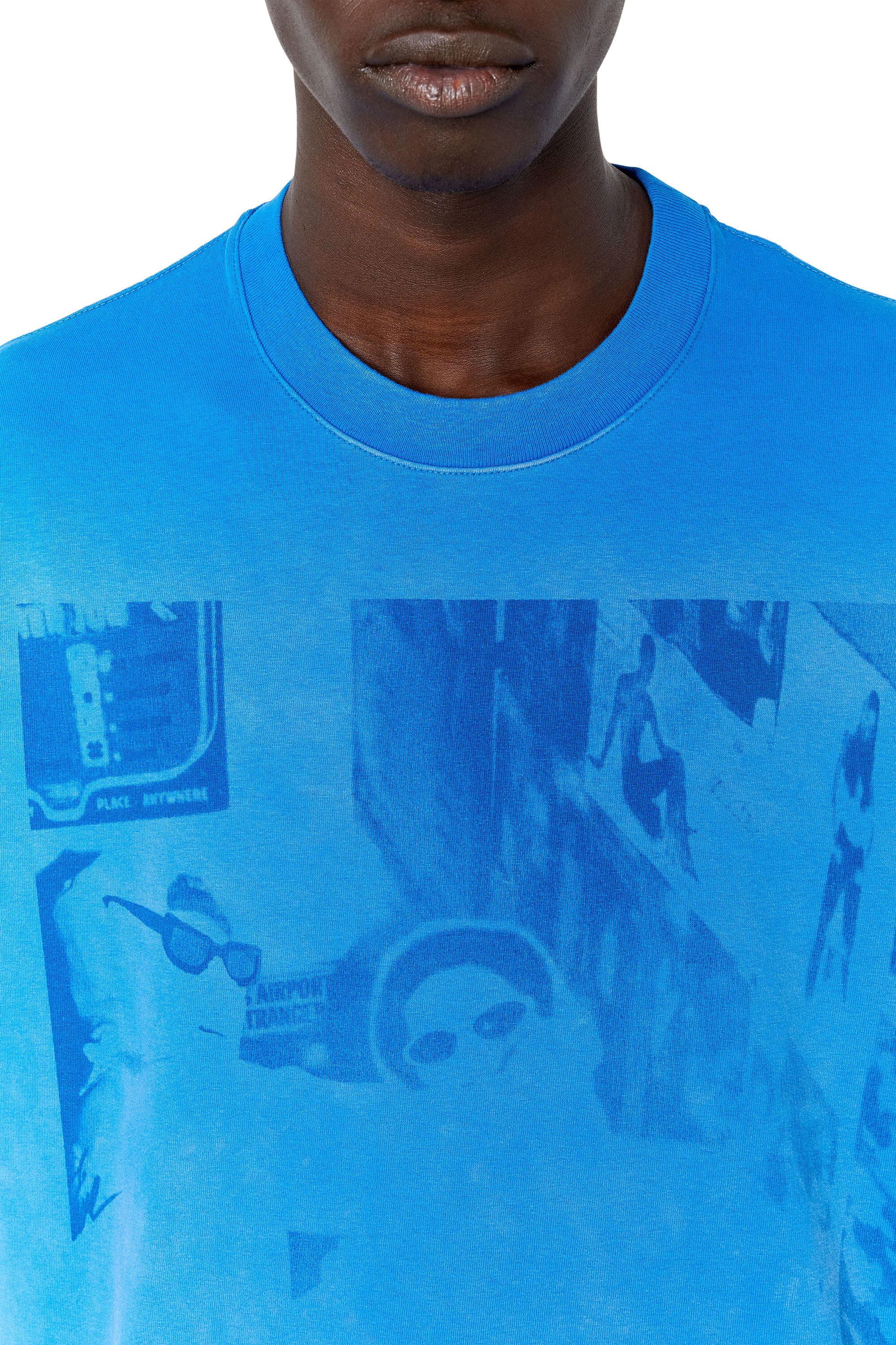 T WASH G4 Man T shirt with tonal photo print Diesel