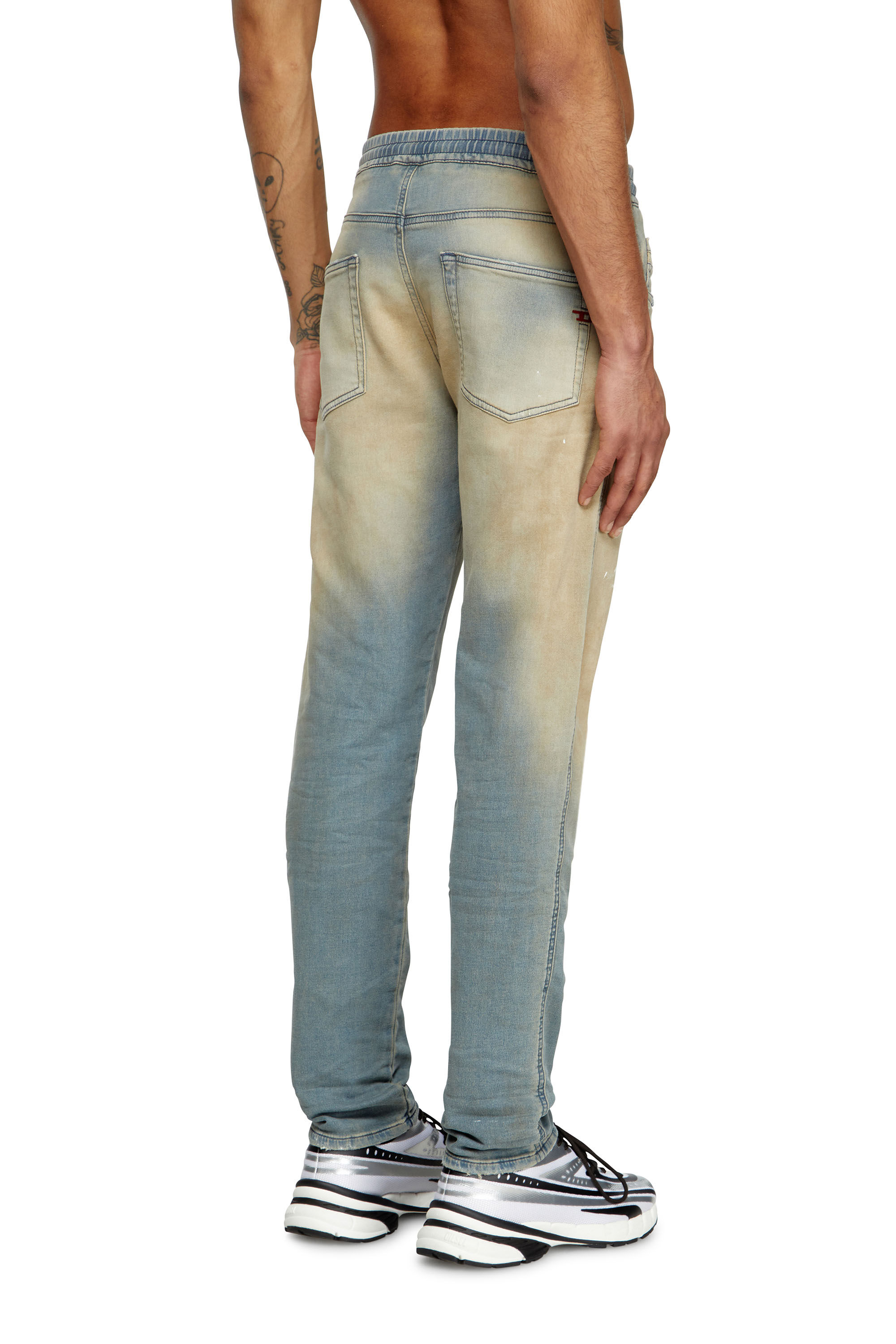 Diesel - Slim 2060 D-Strukt Joggjeans® 068QL Homme, Bleu Clair - Image 4