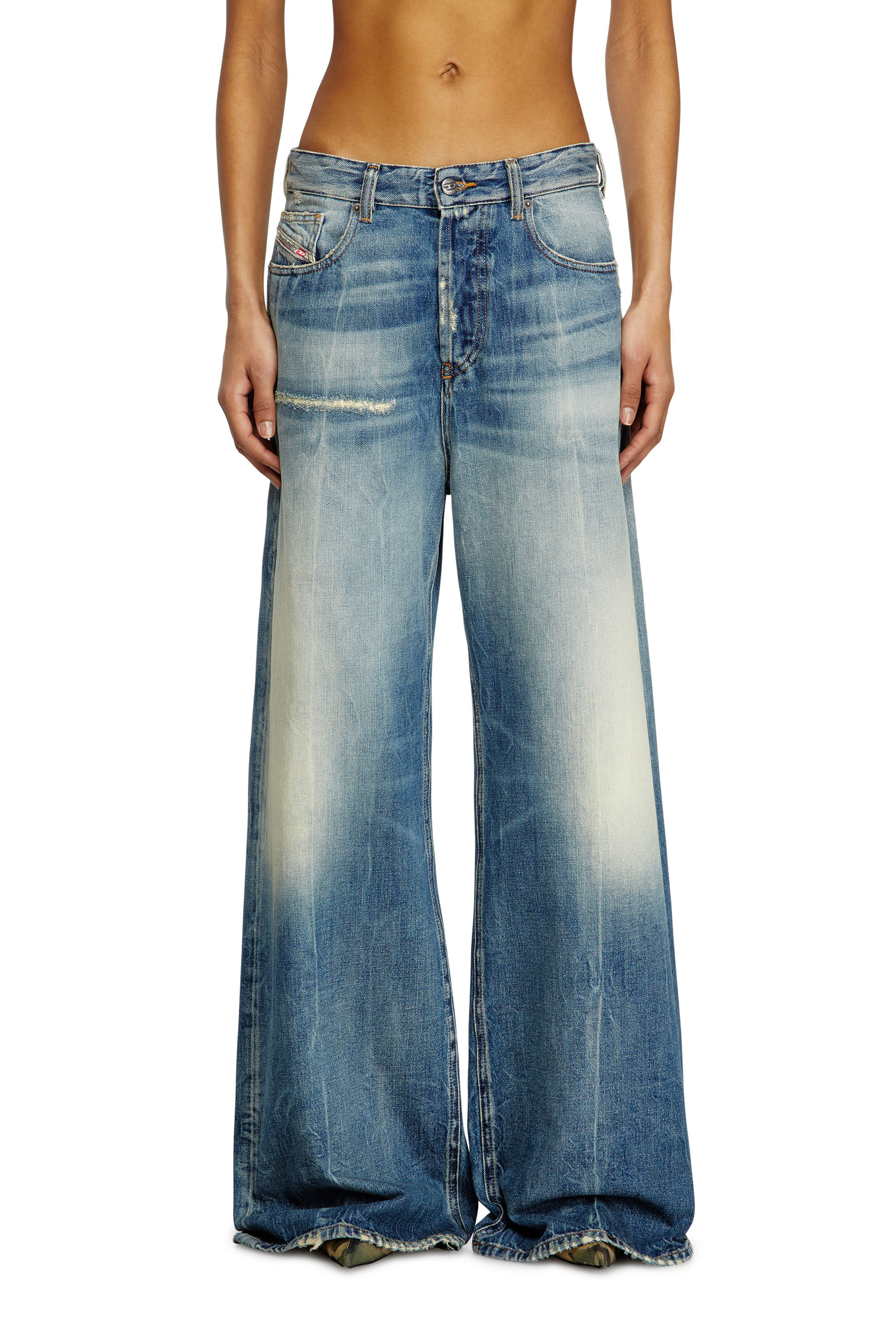 Diesel - Female's Relaxed Jeans 1996 D-Sire 09L47, Medium Blue - 3