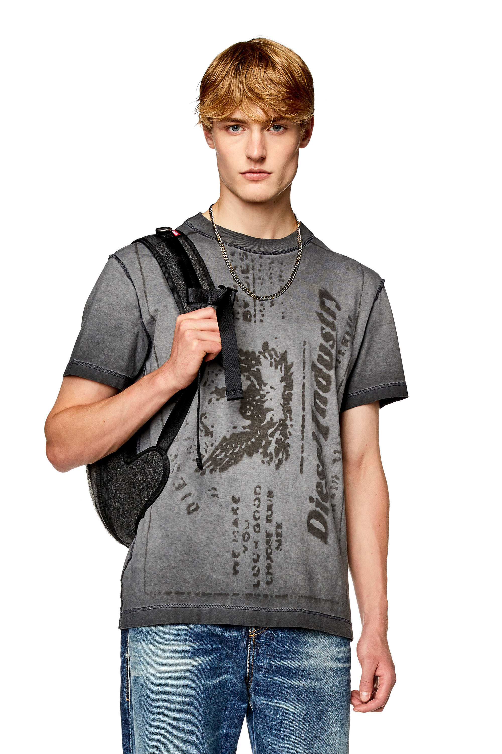 Diesel - T-DIEGOR-L2, T-shirt avec imprimé jacron délavé Homme in Gris - 3
