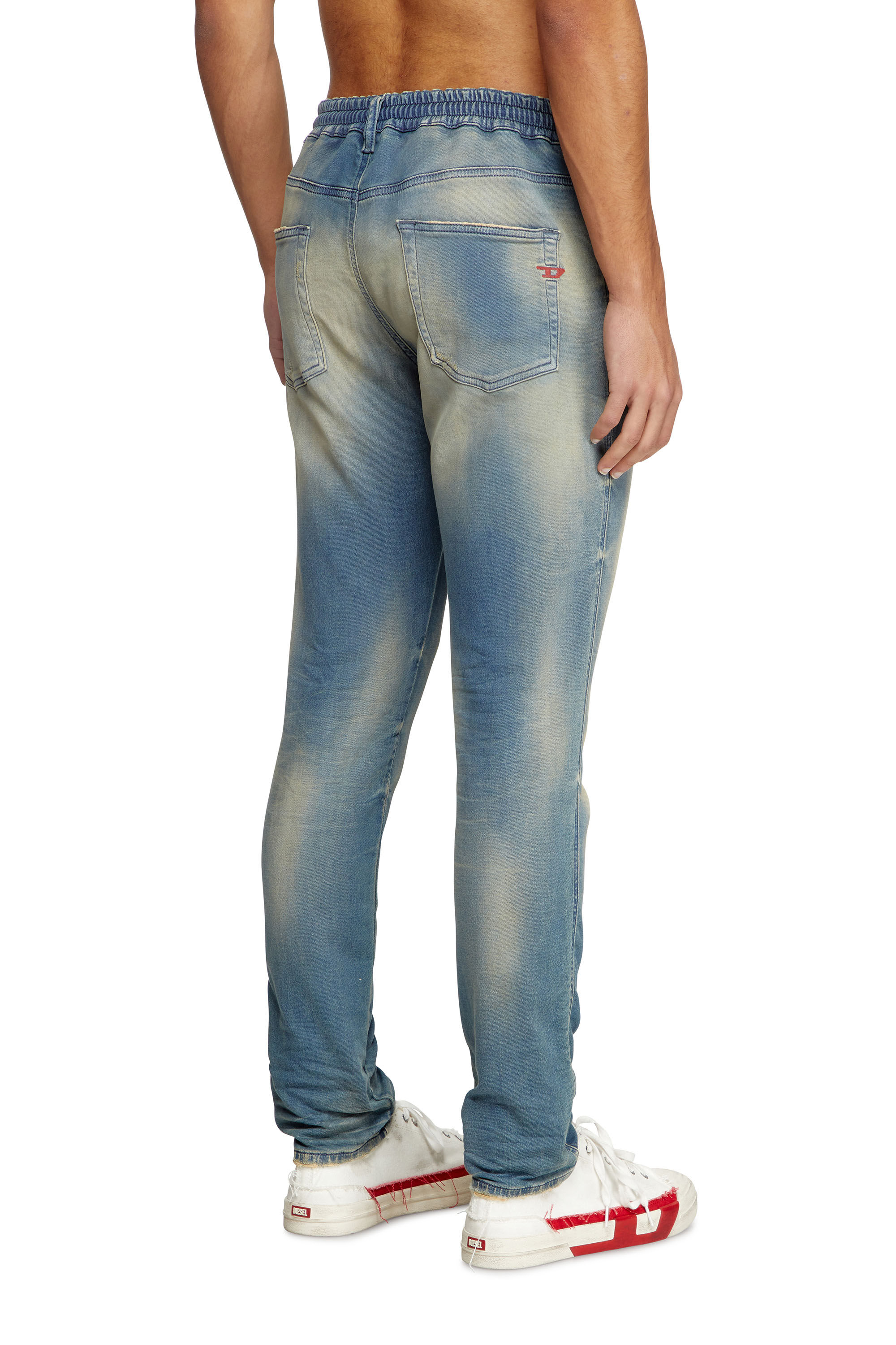 Diesel - Male's Slim 2060 D-Strukt Joggjeans® 068PP, Medium Blue - 4