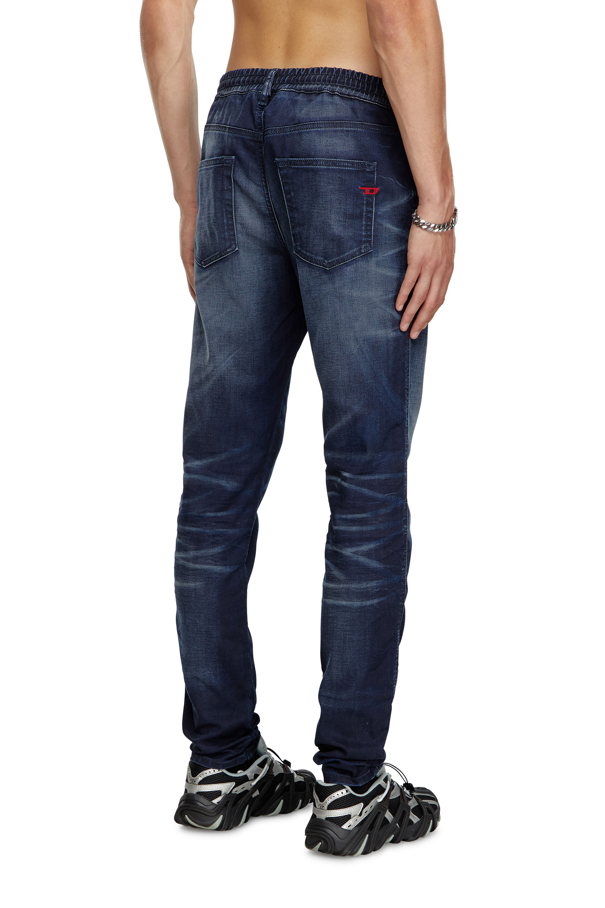 Diesel - Slim 2060 D-Strukt Joggjeans® 068LY Homme, Bleu Foncé - Image 4
