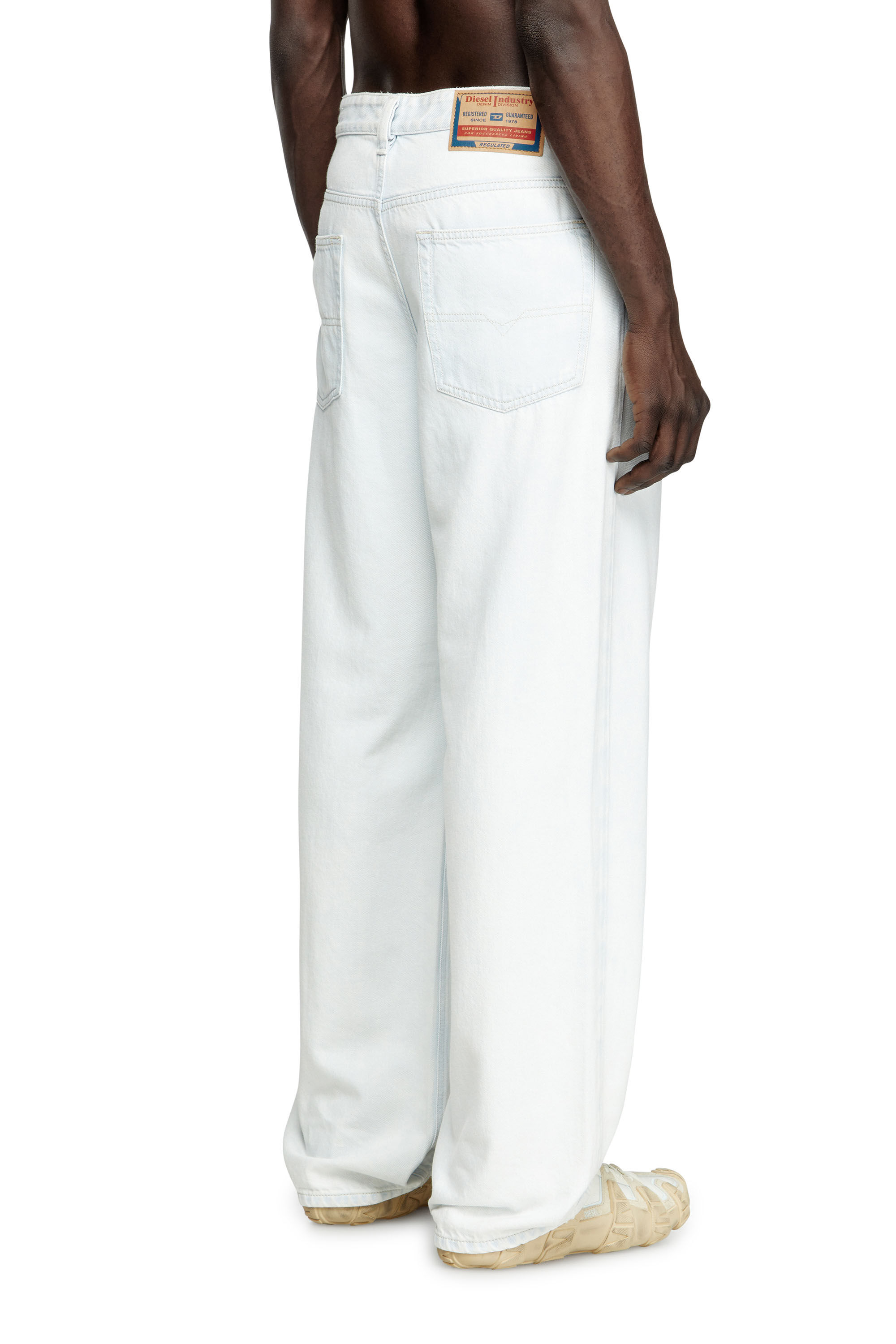 Diesel - Male's Relaxed Jeans 2001 D-Macro 09M08, Light Blue - 4