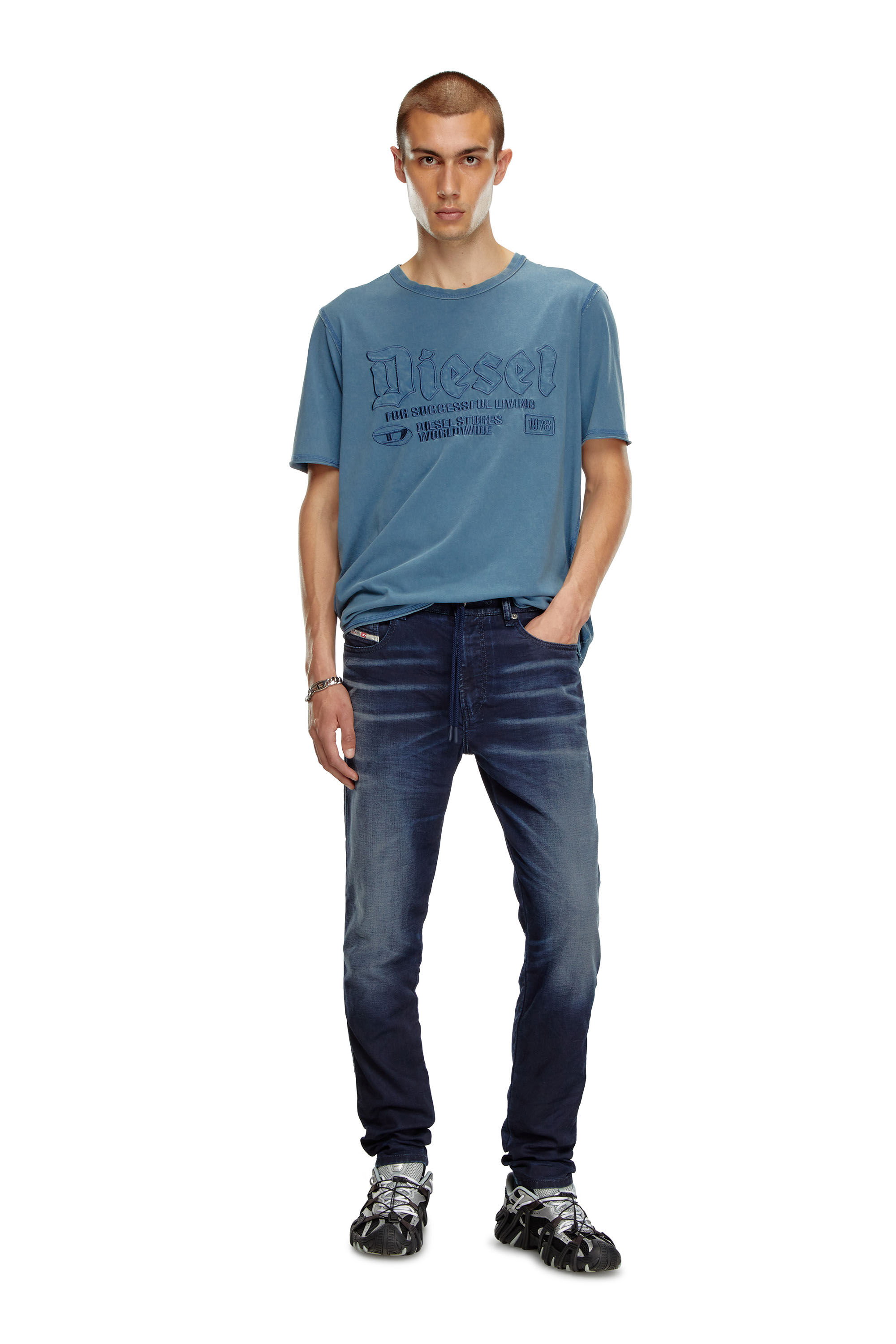 Diesel - Slim 2060 D-Strukt Joggjeans® 068LY Homme, Bleu Foncé - Image 1