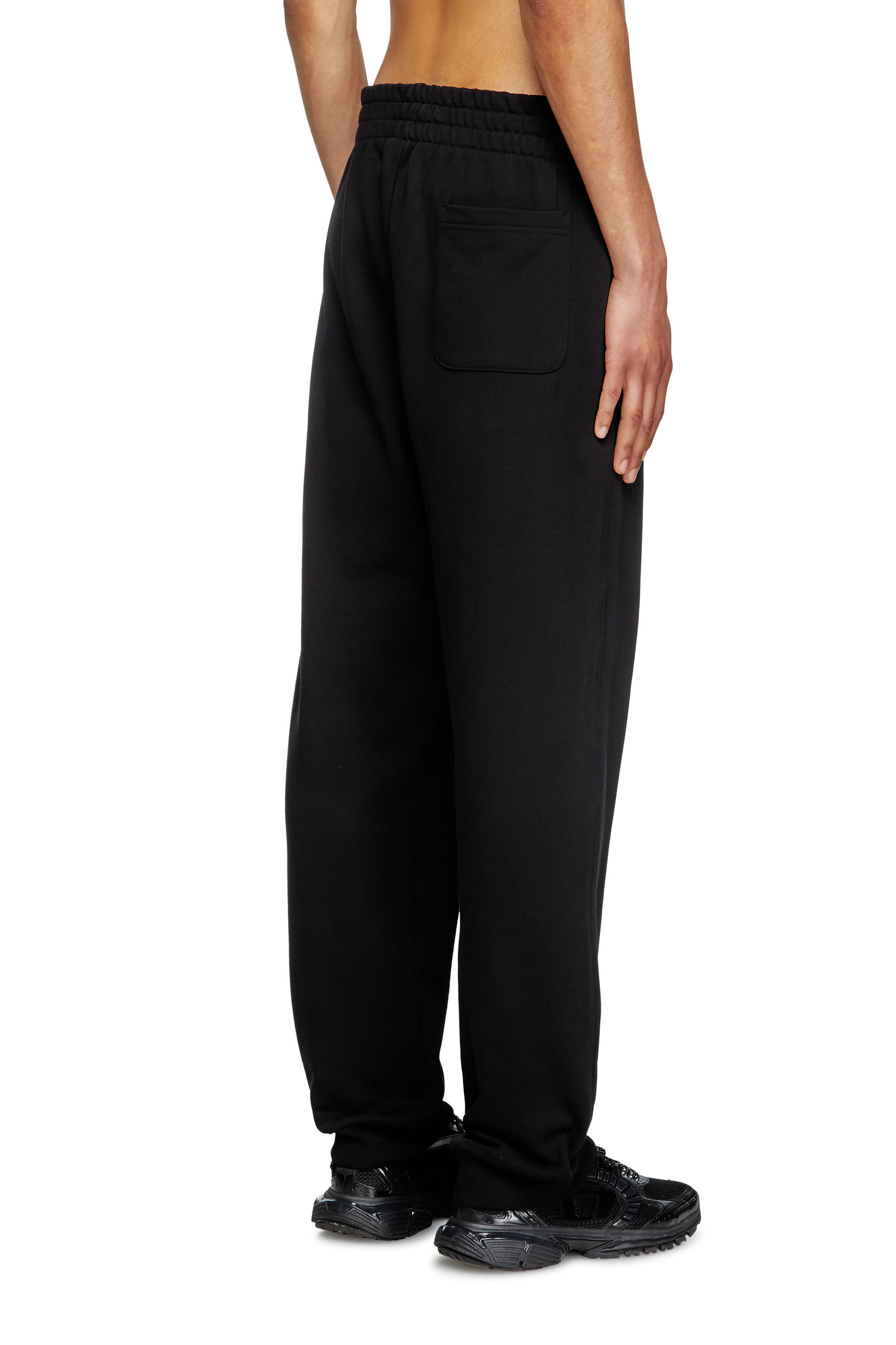 Diesel - P-MARKY-OD, Pantalon de survêtement avec logo Oval D effet métal Homme in Noir - 4