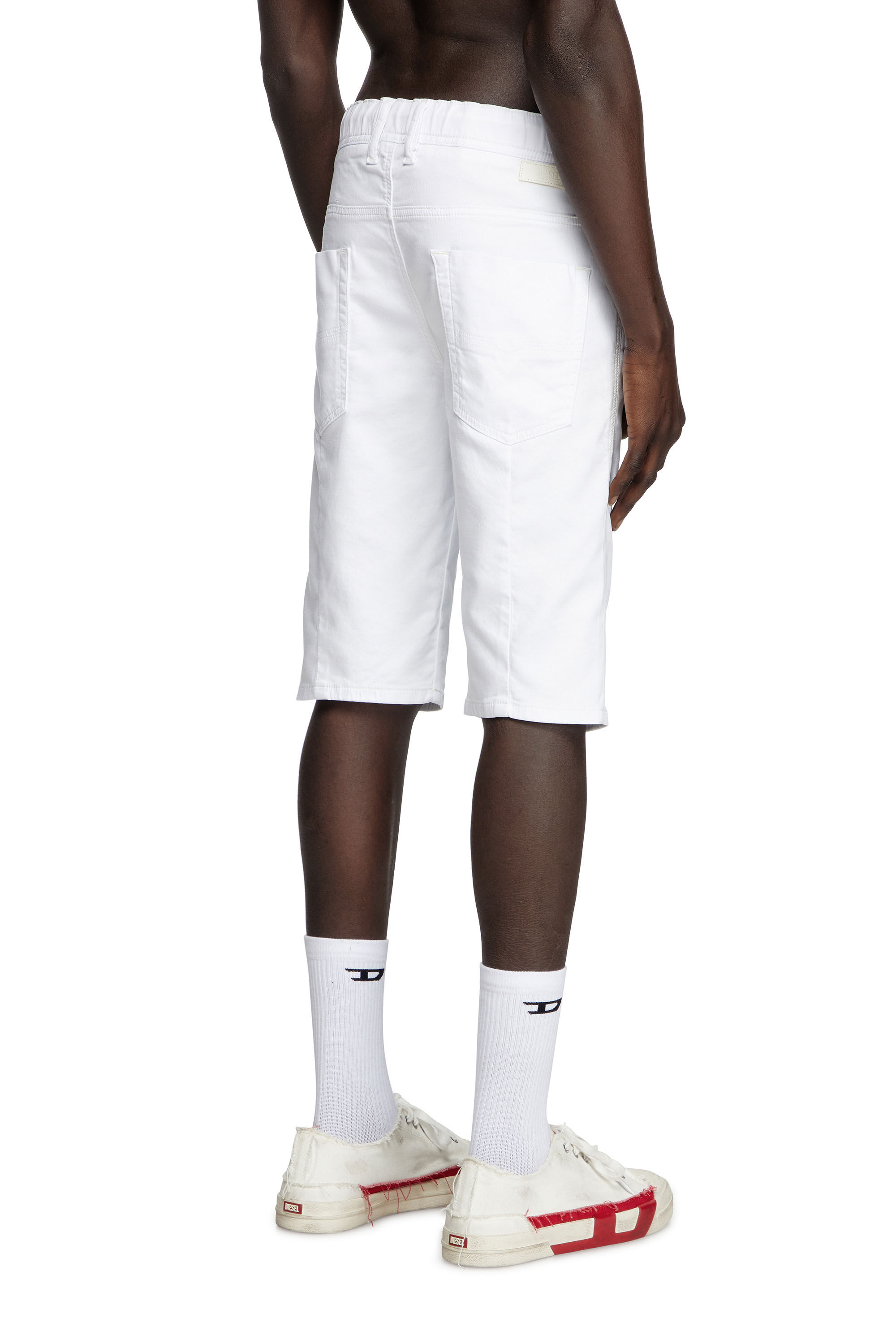 Diesel - D-KROOSHORT JOGGJEANS, Short slim en JoggJeans® uni Homme in Blanc - 2