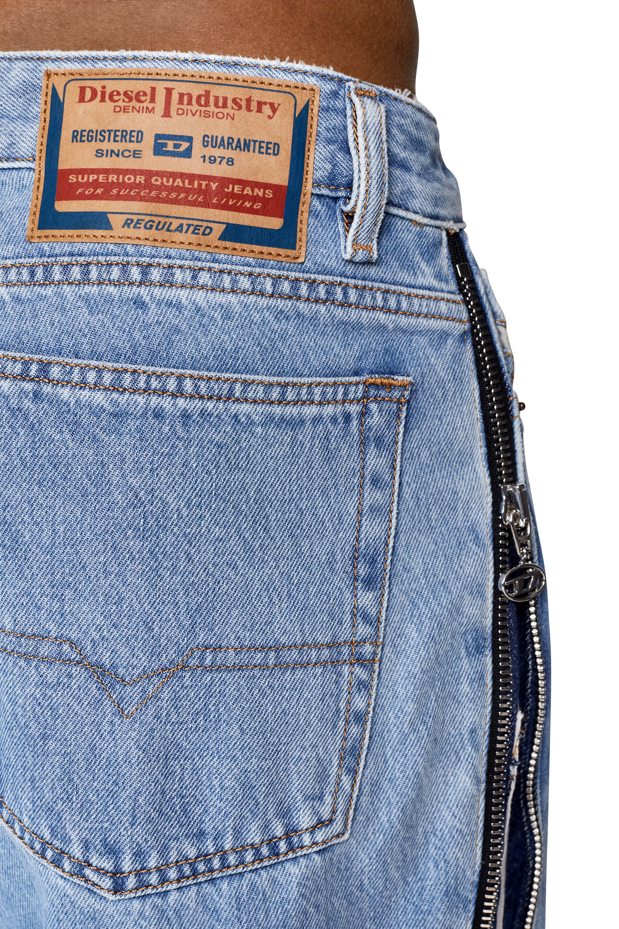 Diesel - 1955 D-Rekiv 09D17 Straight Jeans, Light Blue - Image 6