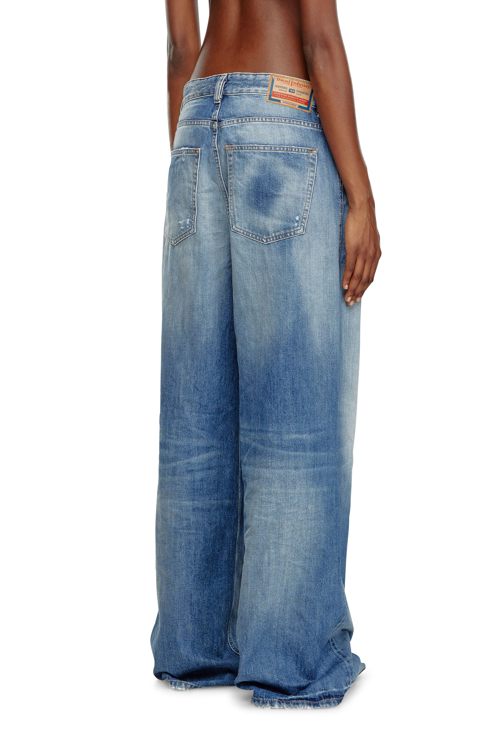 Diesel - Femme Straight Jeans 1996 D-Sire 09J86, Bleu moyen - Image 5