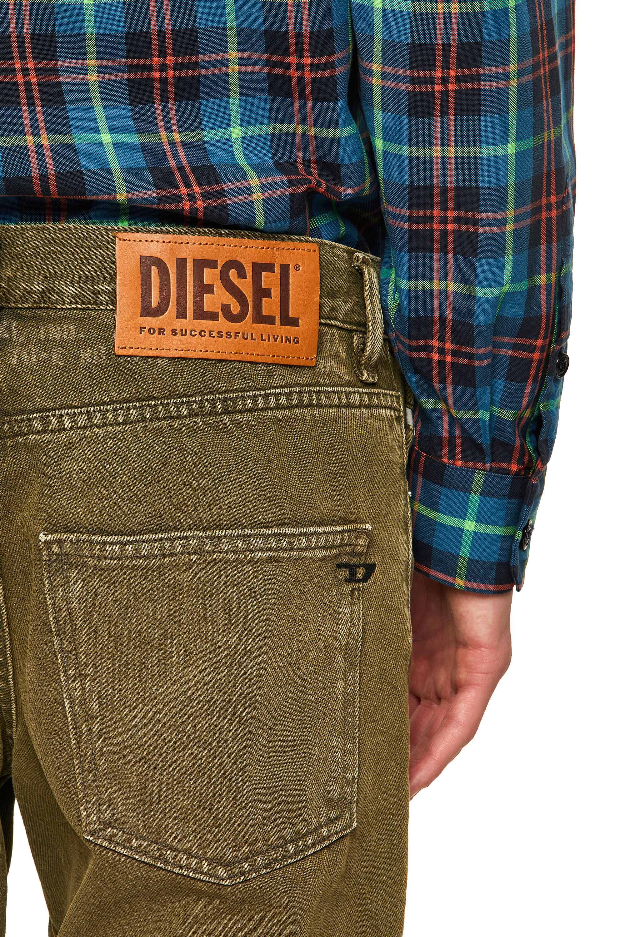 Diesel - D-Kras 09A35 Straight Jeans, Vert Militaire - Image 6