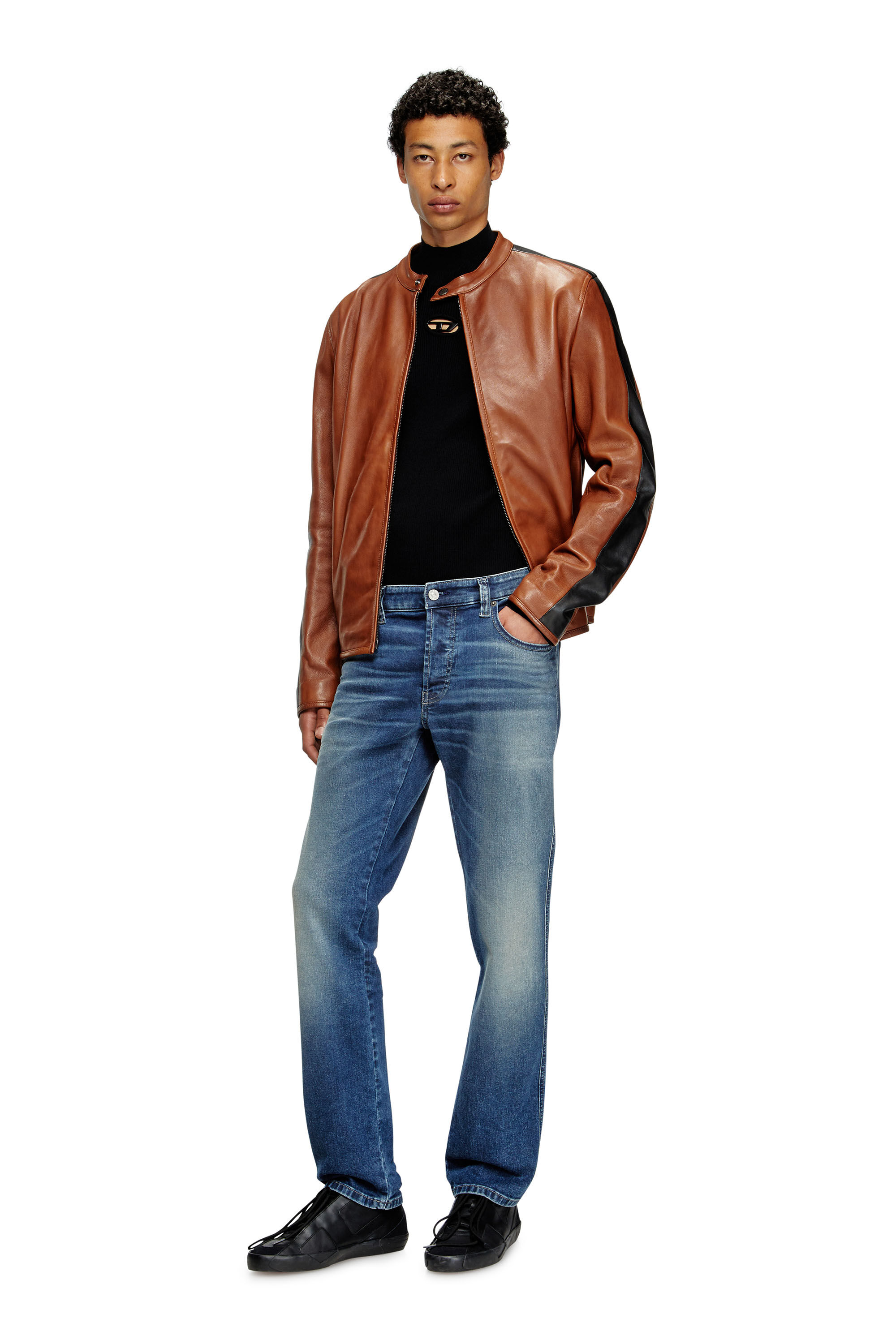 Diesel - S-SLANTE-D LOW, Male's S-Slante-D-Sneakers in suede and leather with D logo in null - 7