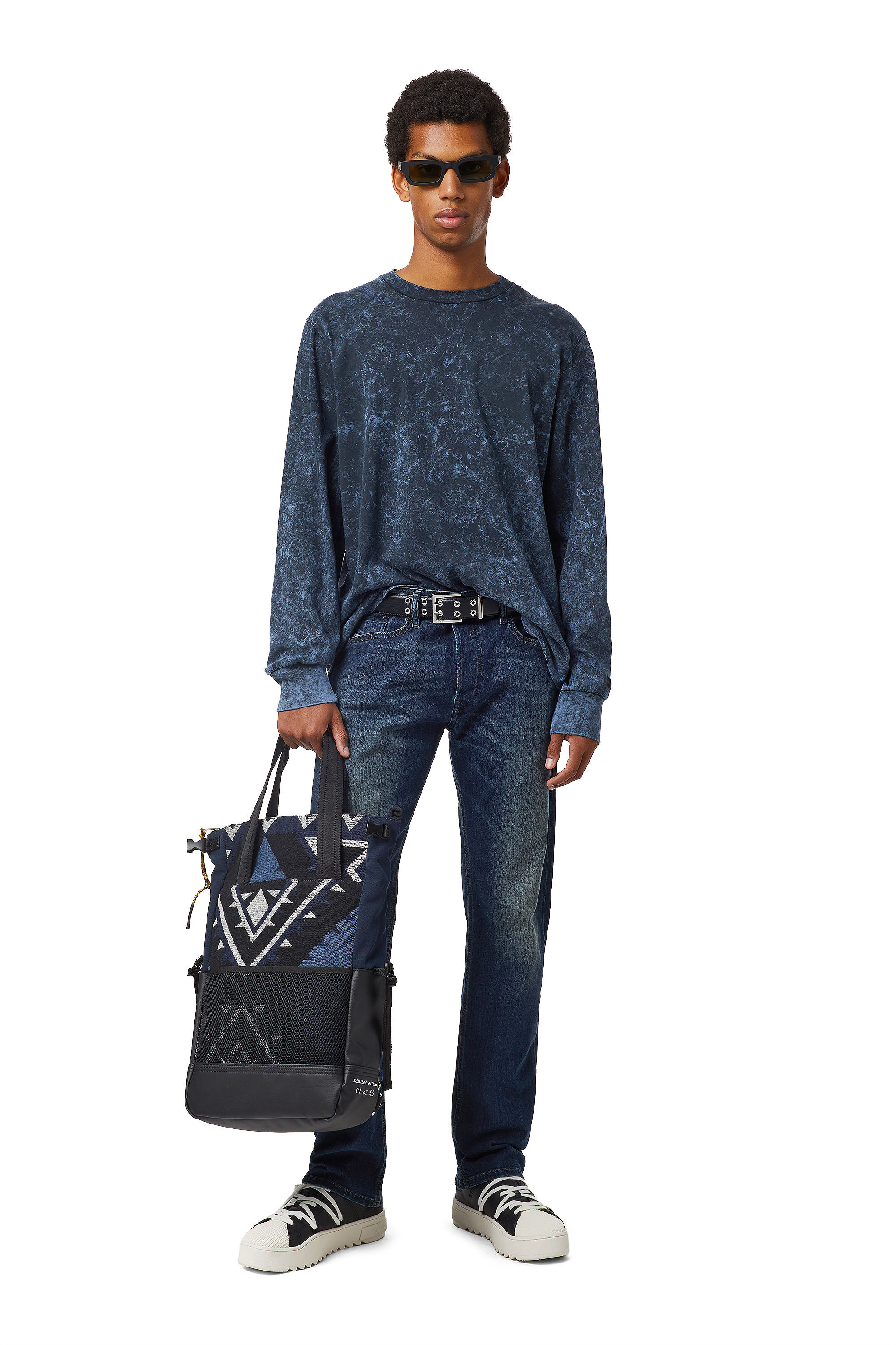 Diesel waykee 814w shop straight leg stretch jeans