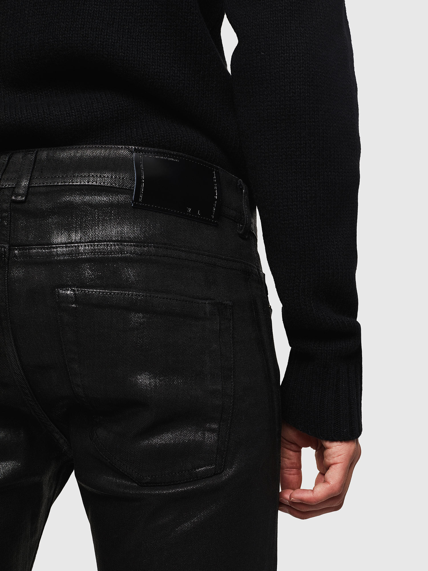 Jean huilé top noir homme